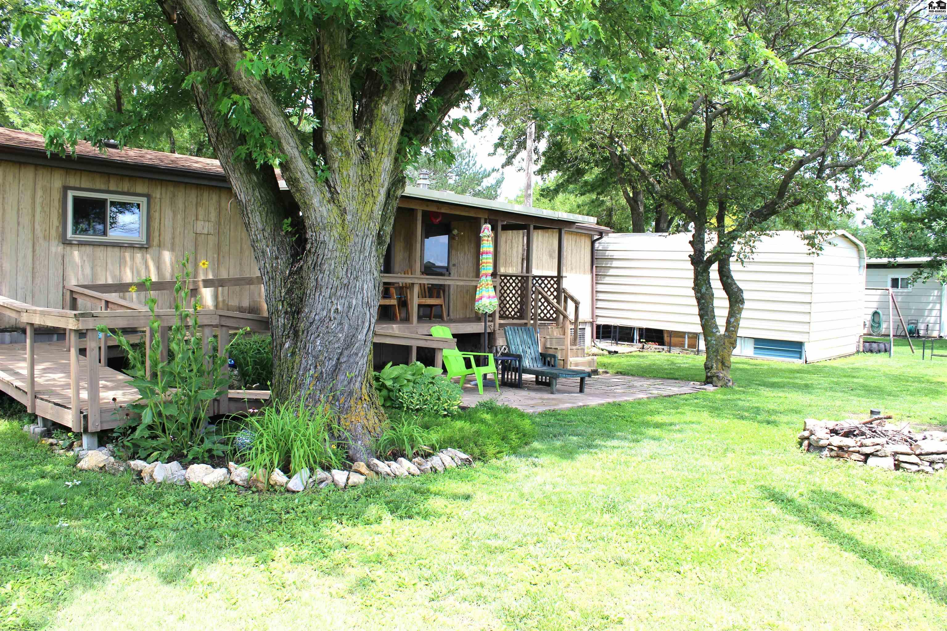 2154 Schlotthauer Drive Marion KS 66861