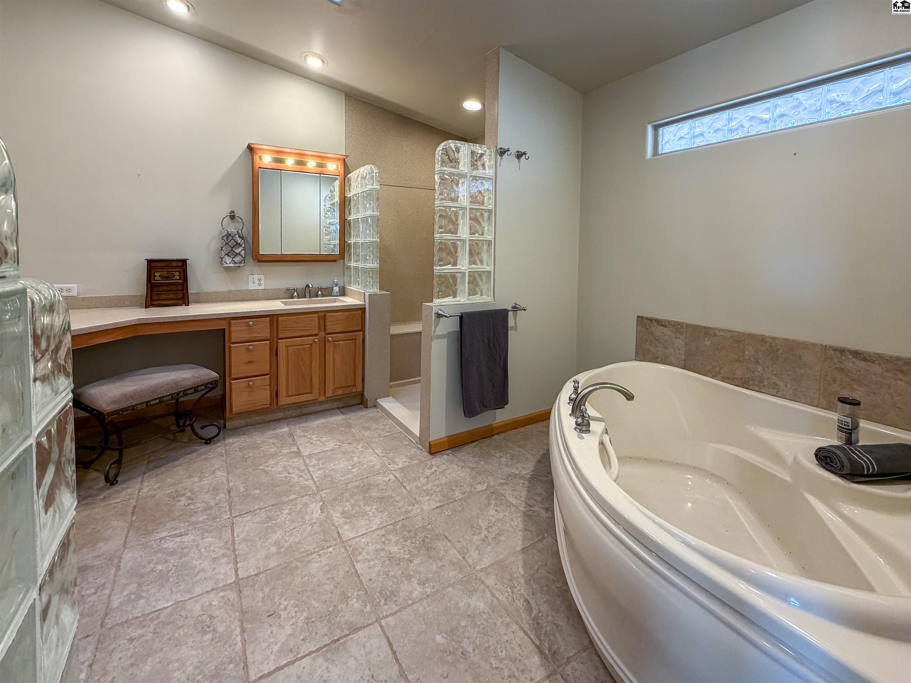 315 E Forest Avenue South Hutchinson KS 67505