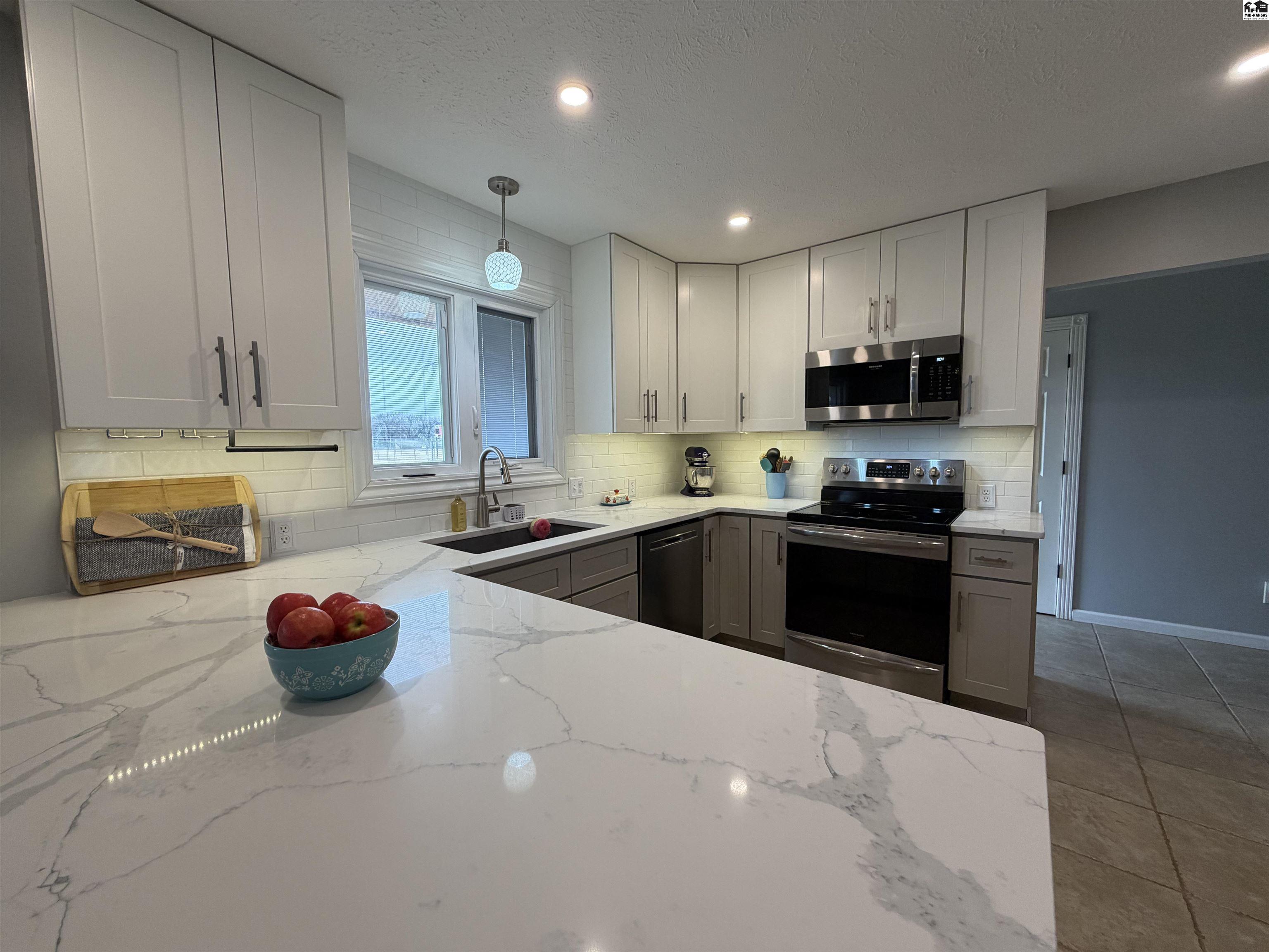 315 E Forest Avenue South Hutchinson KS 67505