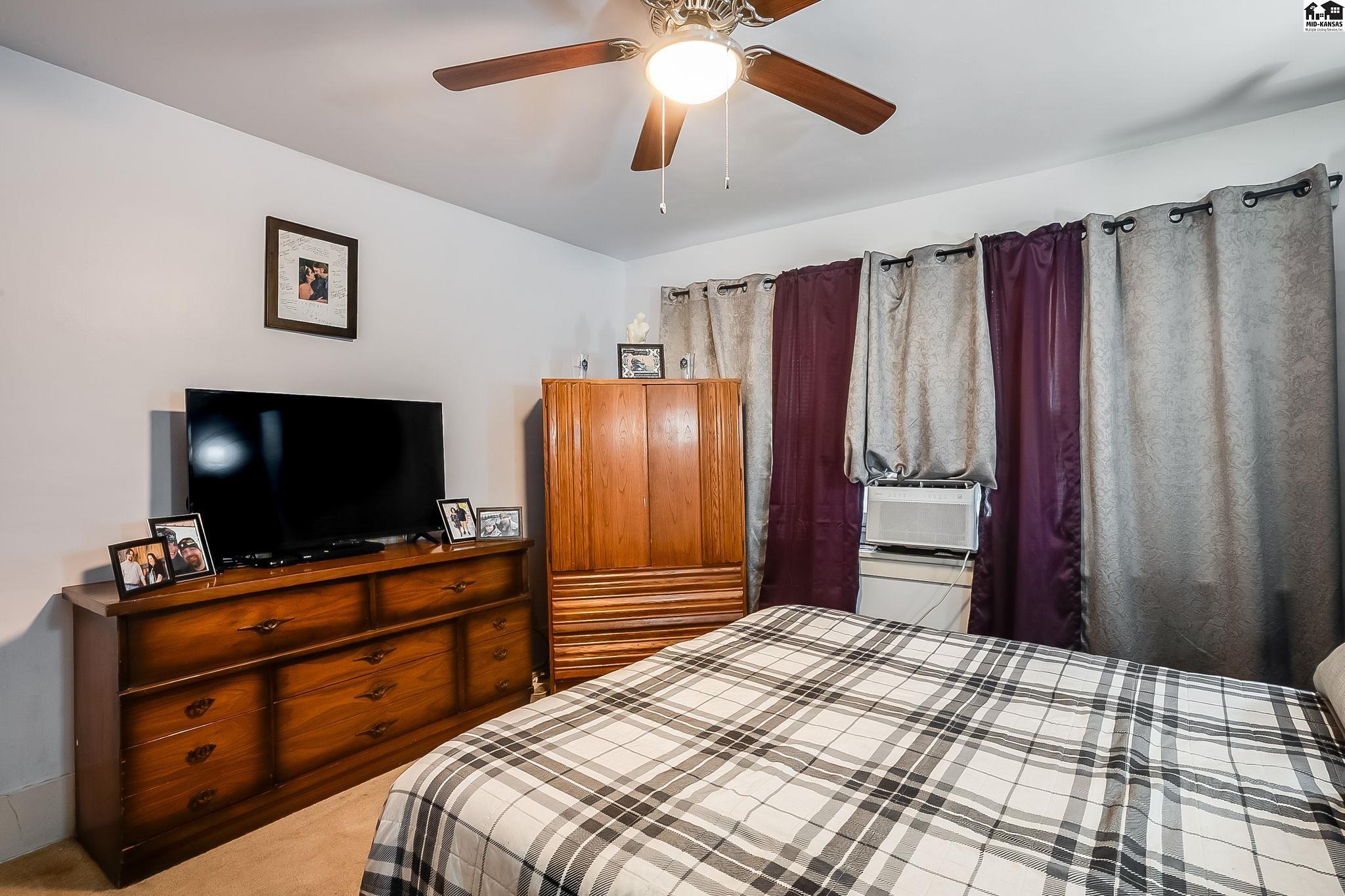 214 W 11th Avenue Hutchinson KS 67502