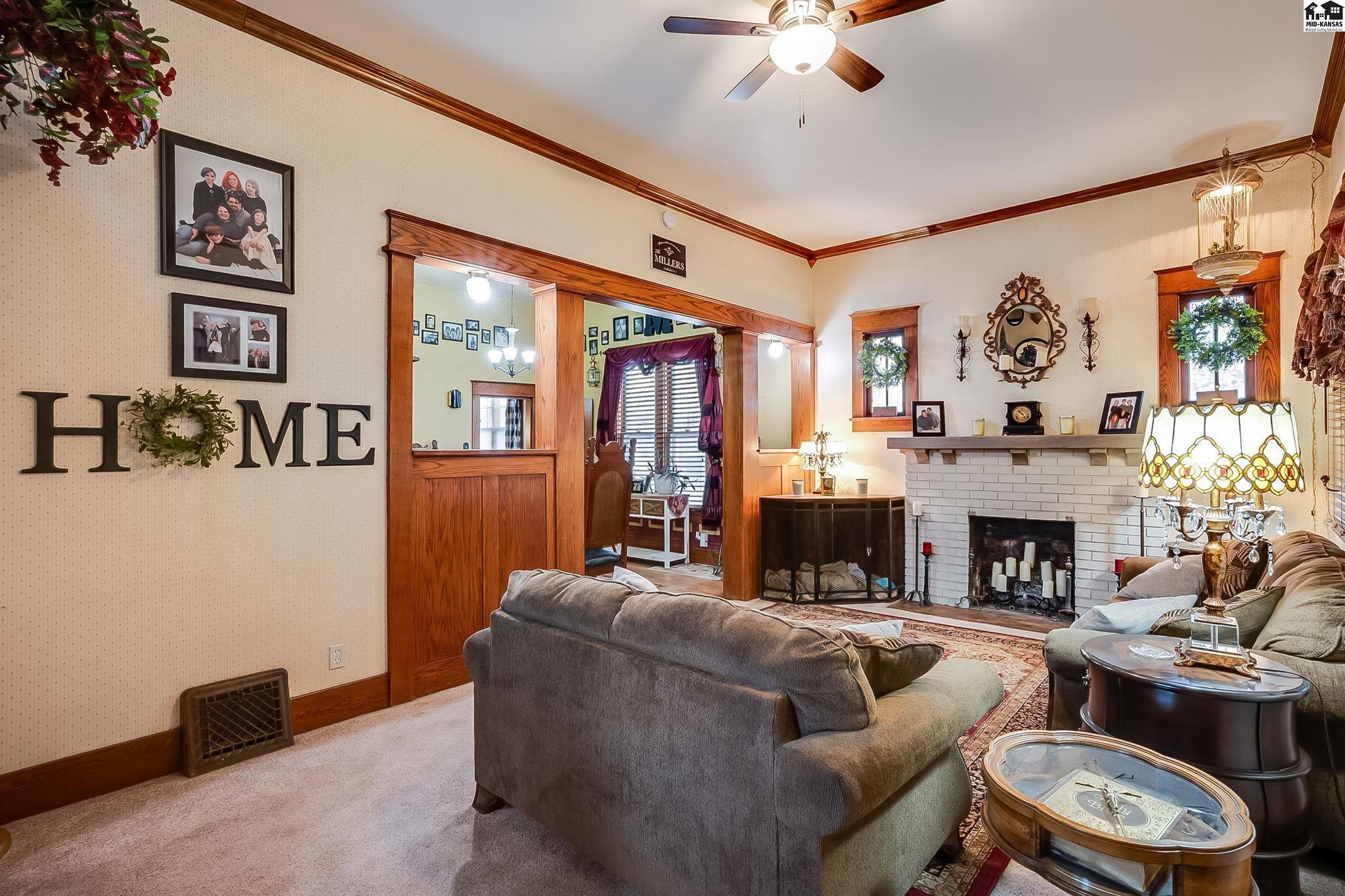 214 W 11th Avenue Hutchinson KS 67502