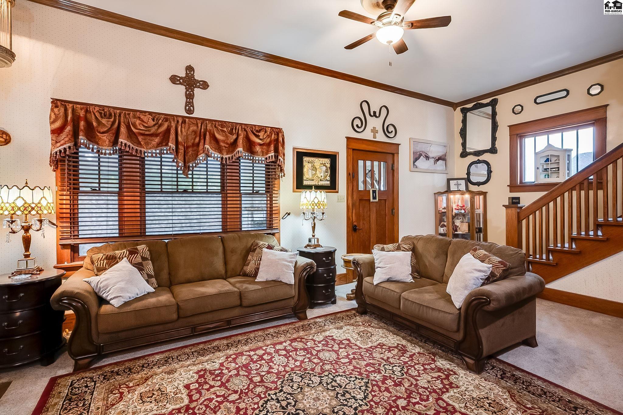 214 W 11th Avenue Hutchinson KS 67502