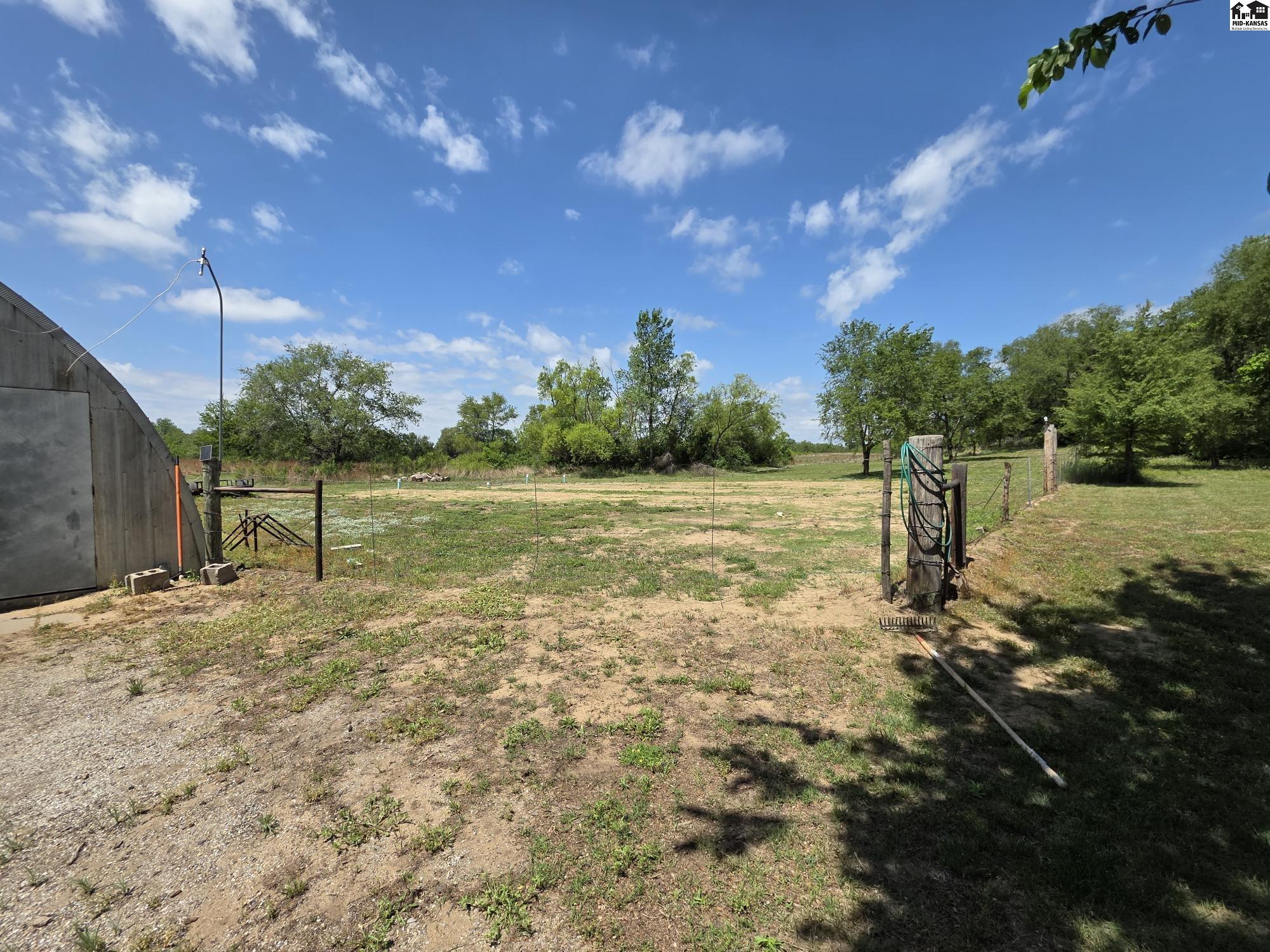 1215 N Mayfield Road Hutchinson KS 67502