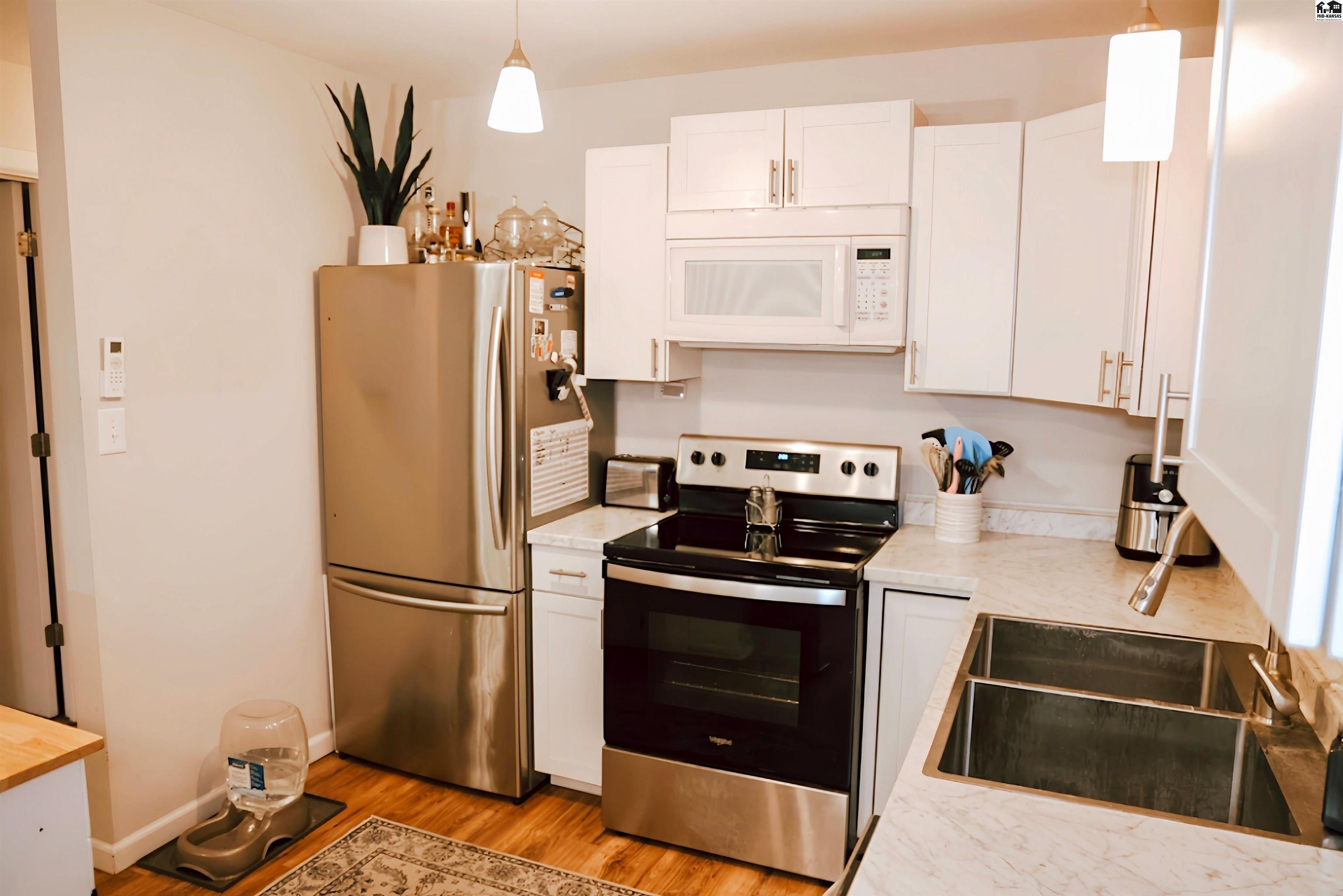 1209 N Kent Road Hutchinson KS 67501