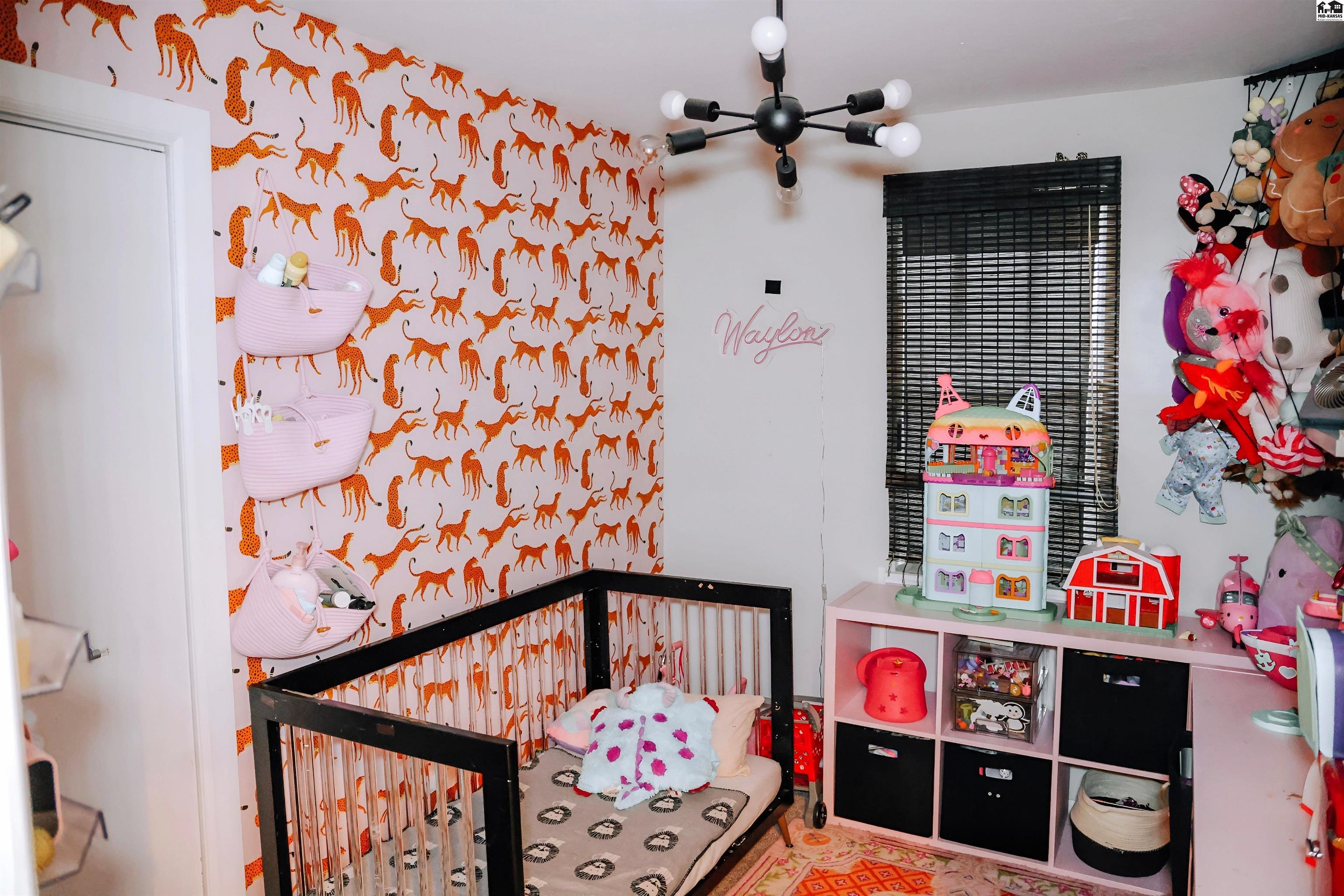 1209 N Kent Road Hutchinson KS 67501