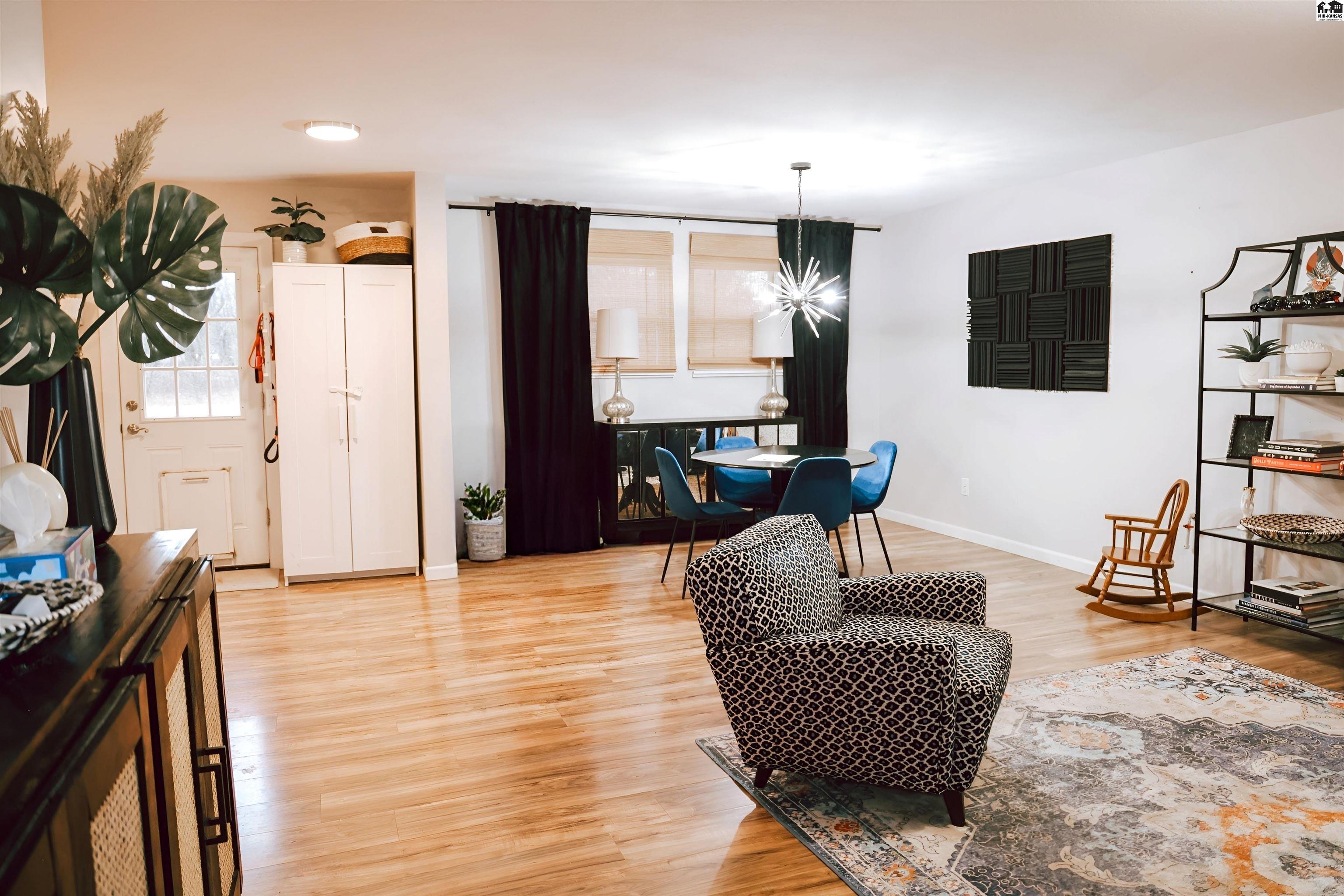 1209 N Kent Road Hutchinson KS 67501