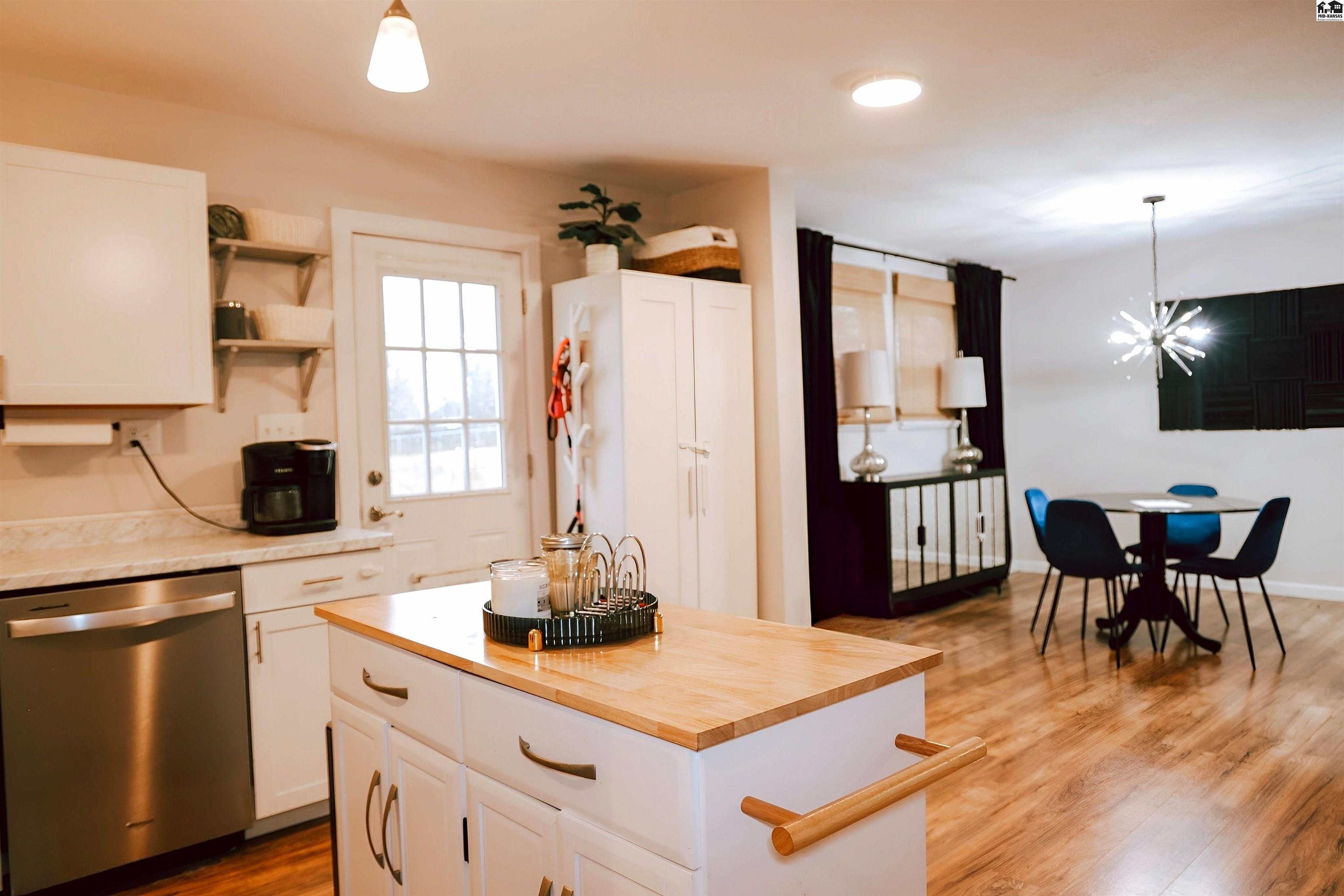 1209 N Kent Road Hutchinson KS 67501