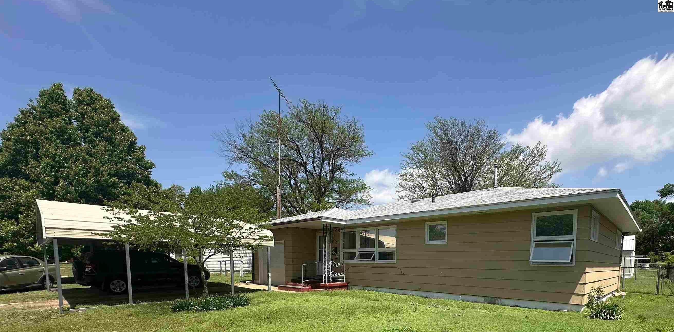 516 N Botkin Street Attica KS 67009