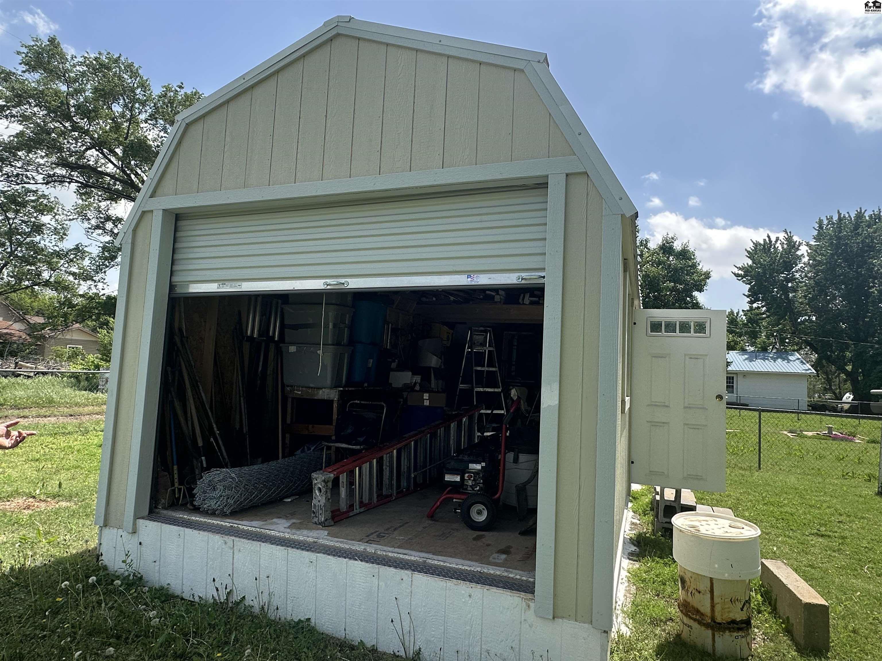 516 N Botkin Street Attica KS 67009