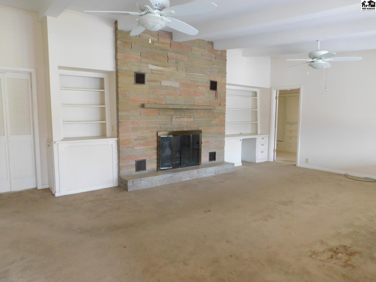 7 Whitmore Road Hutchinson KS 67502
