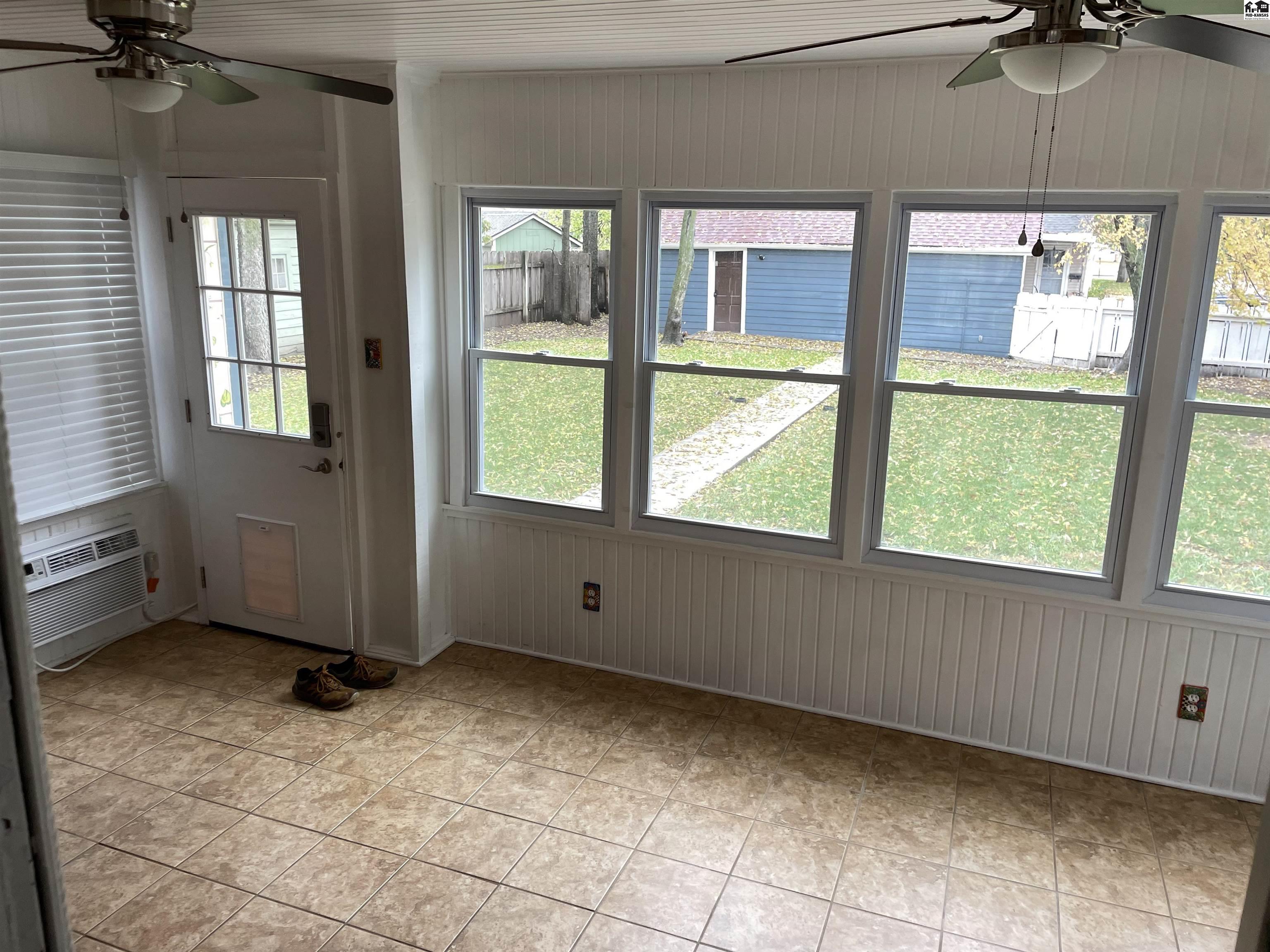 223 W 19th Avenue Hutchinson KS 67502