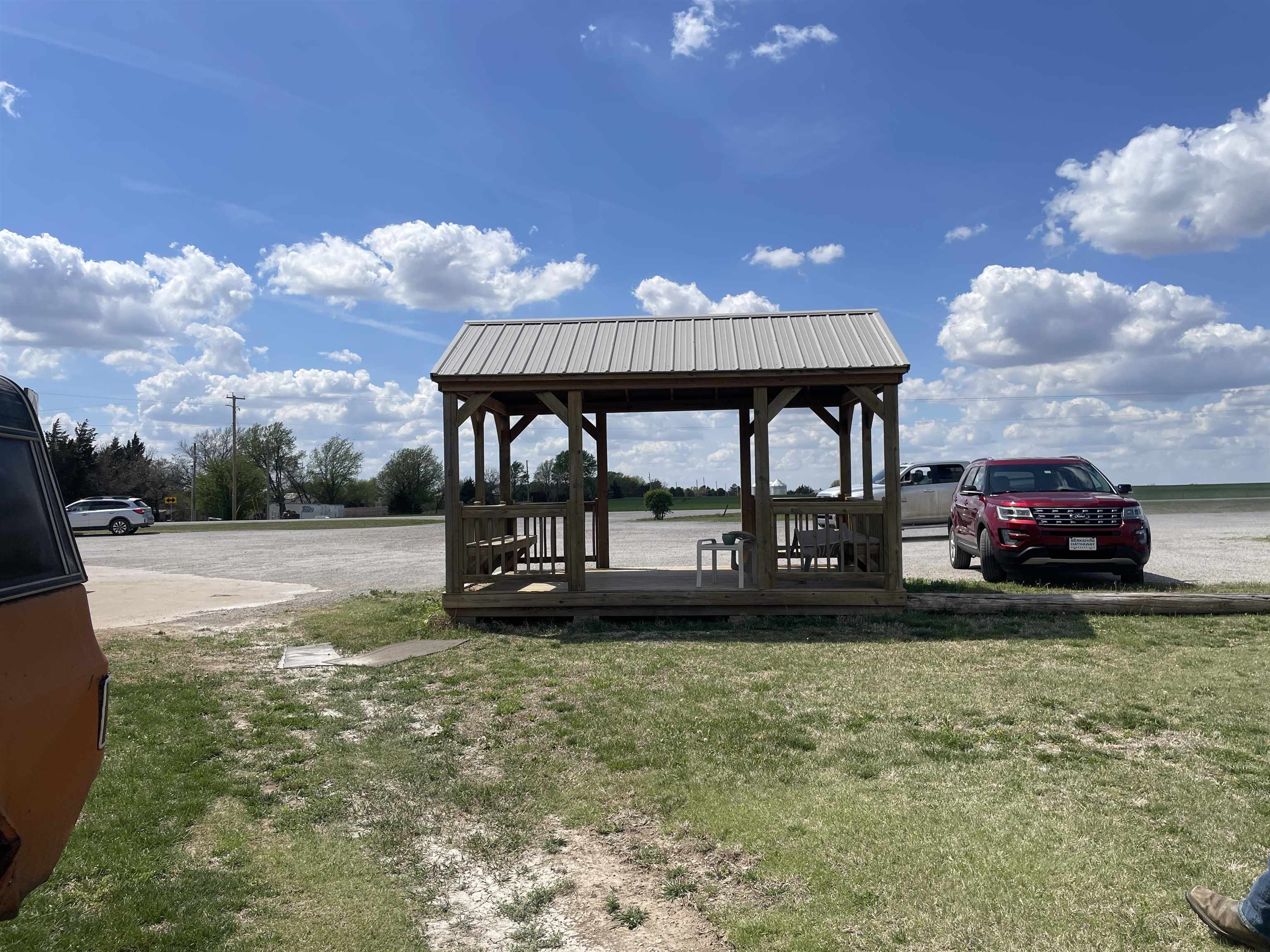 11928 141st Road Winfield KS 67156