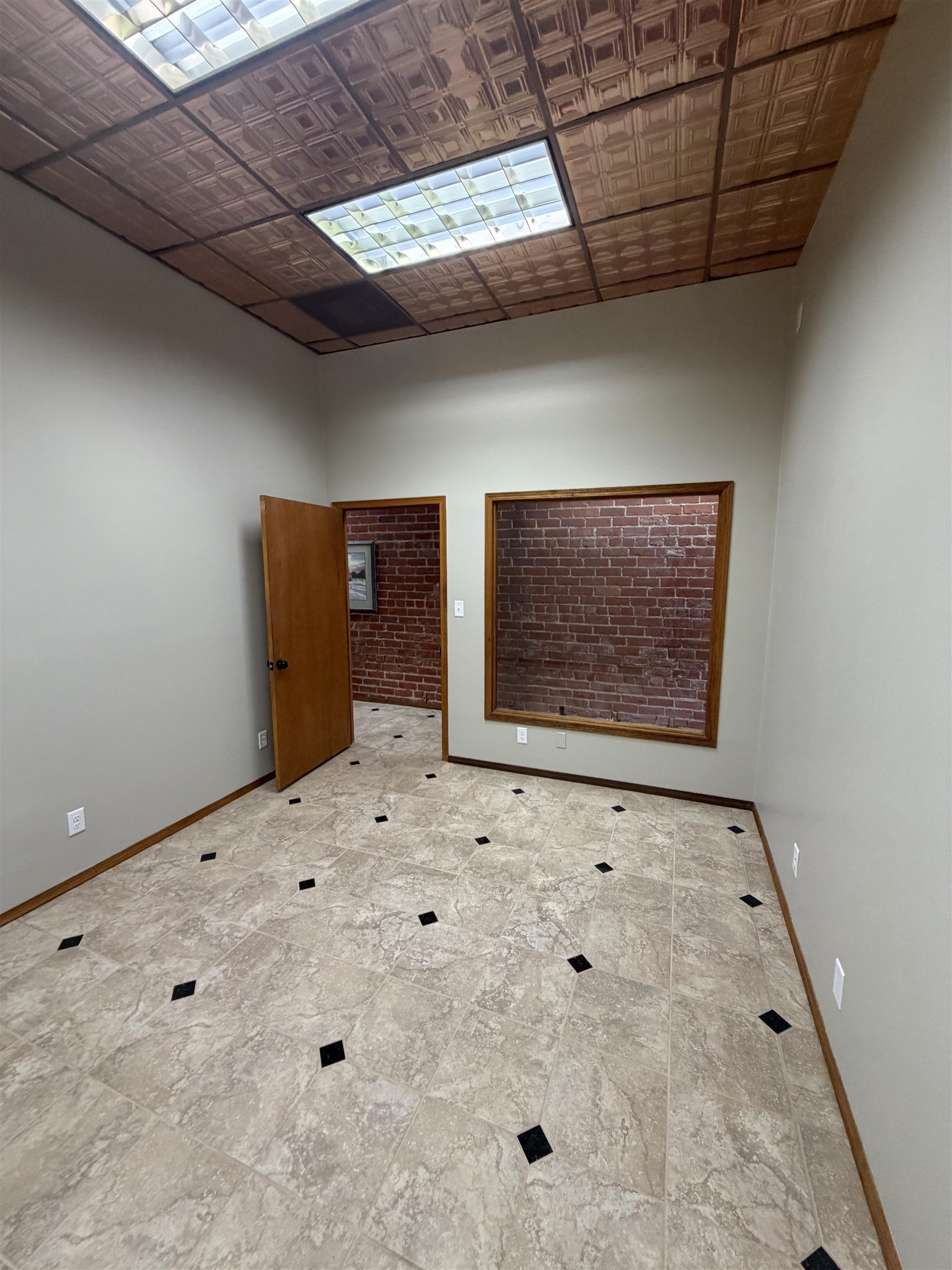323 N Market Wichita KS 67202