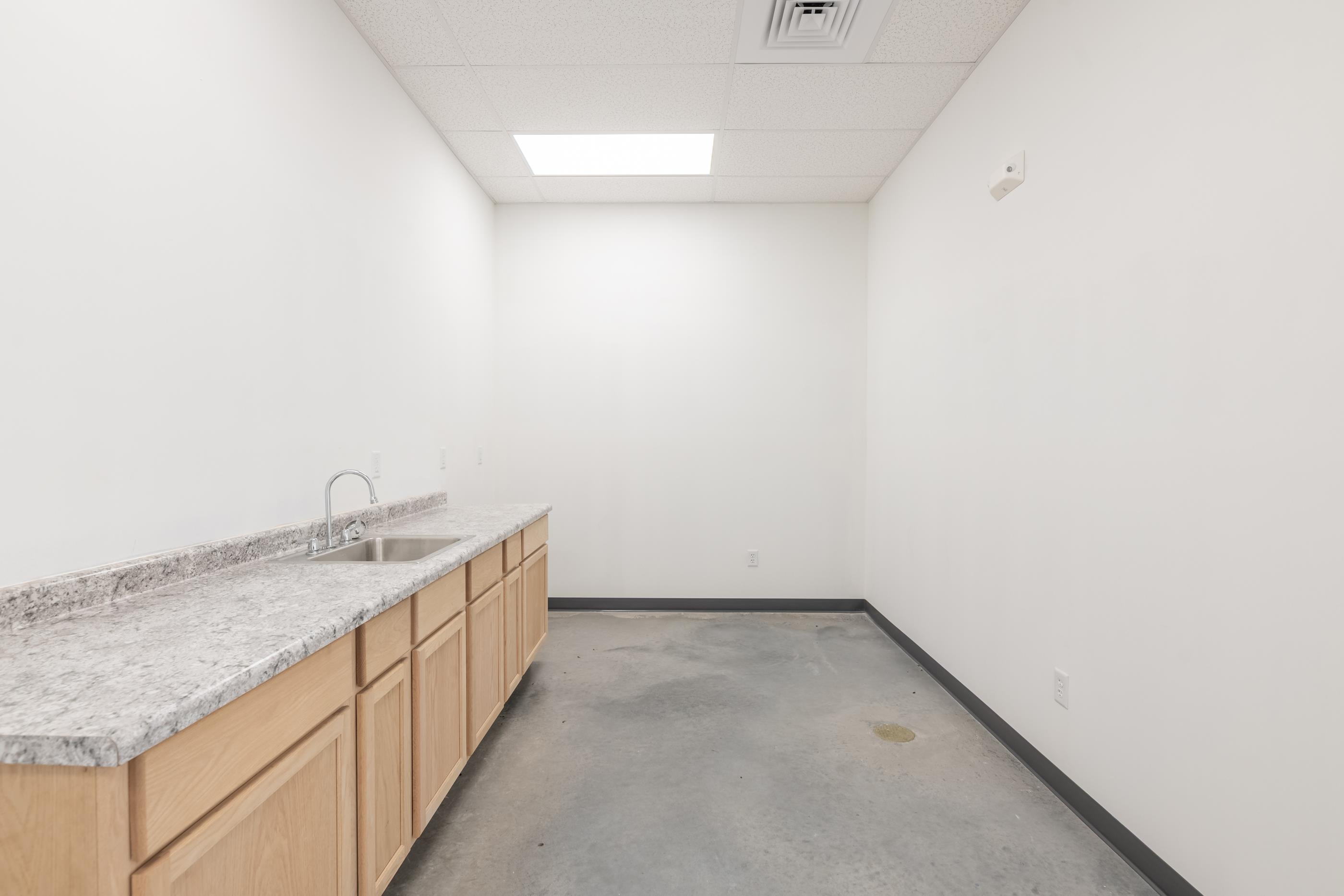 1504 E 61st Street N Park City KS 67219