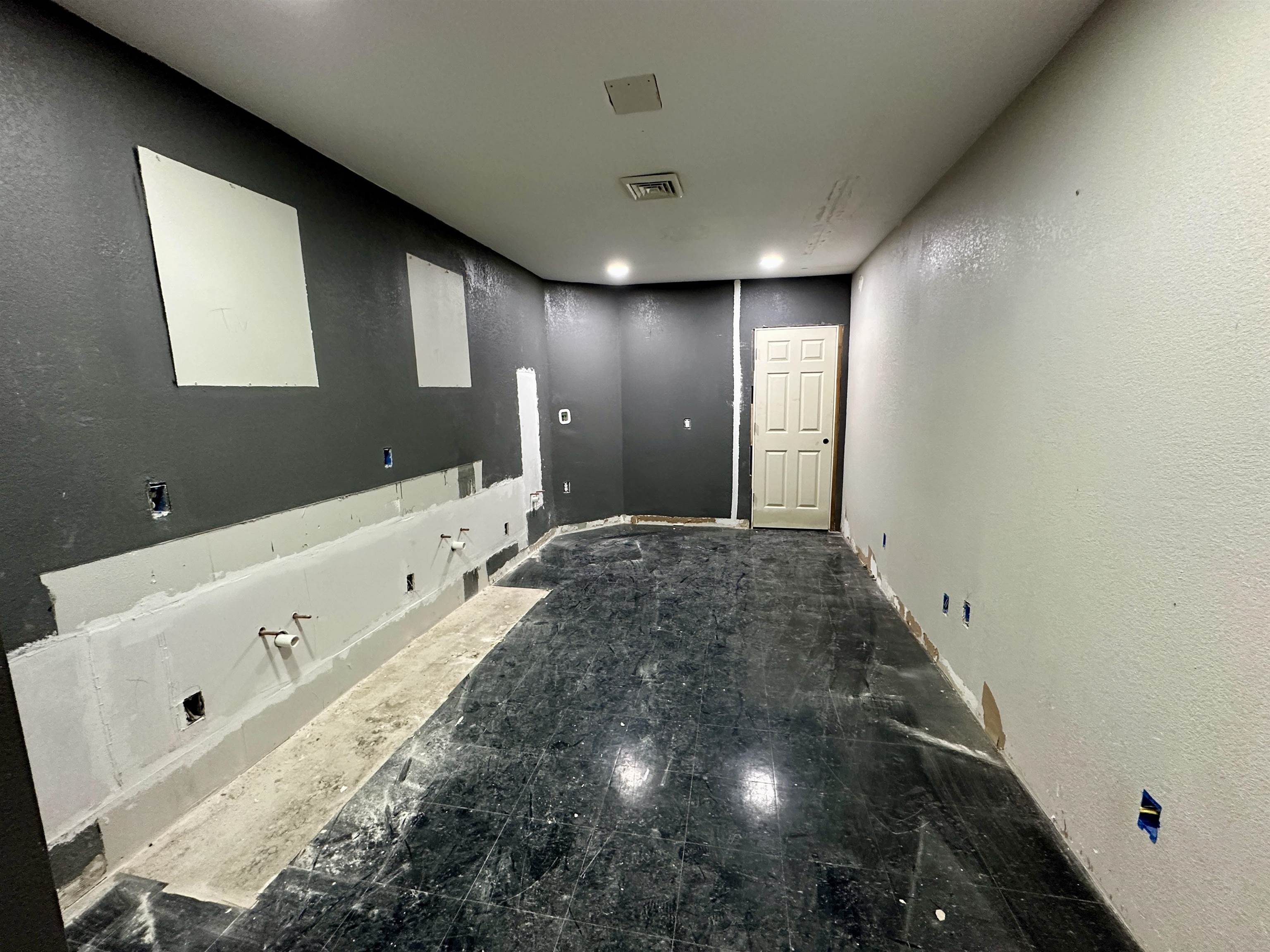 2053 E Wassall Wichita KS 67216