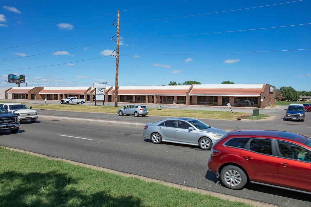 2040 S Rock Road Wichita KS 67207