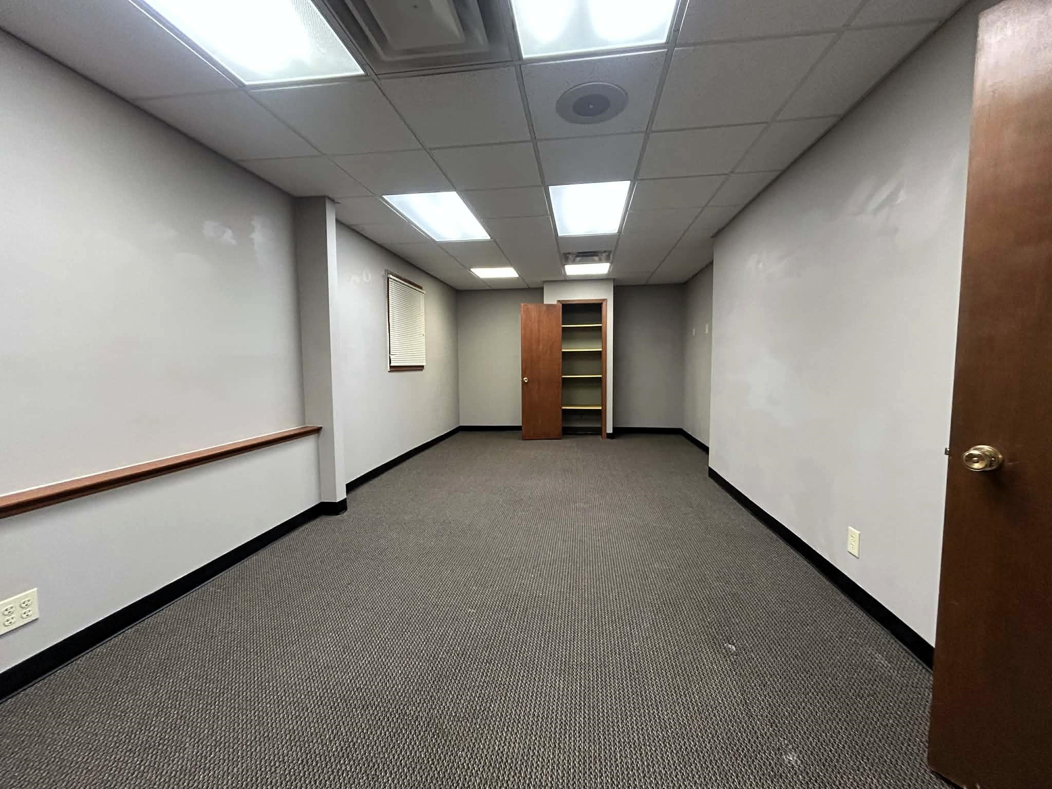 222 E 9th Avenue Winfield KS 67156