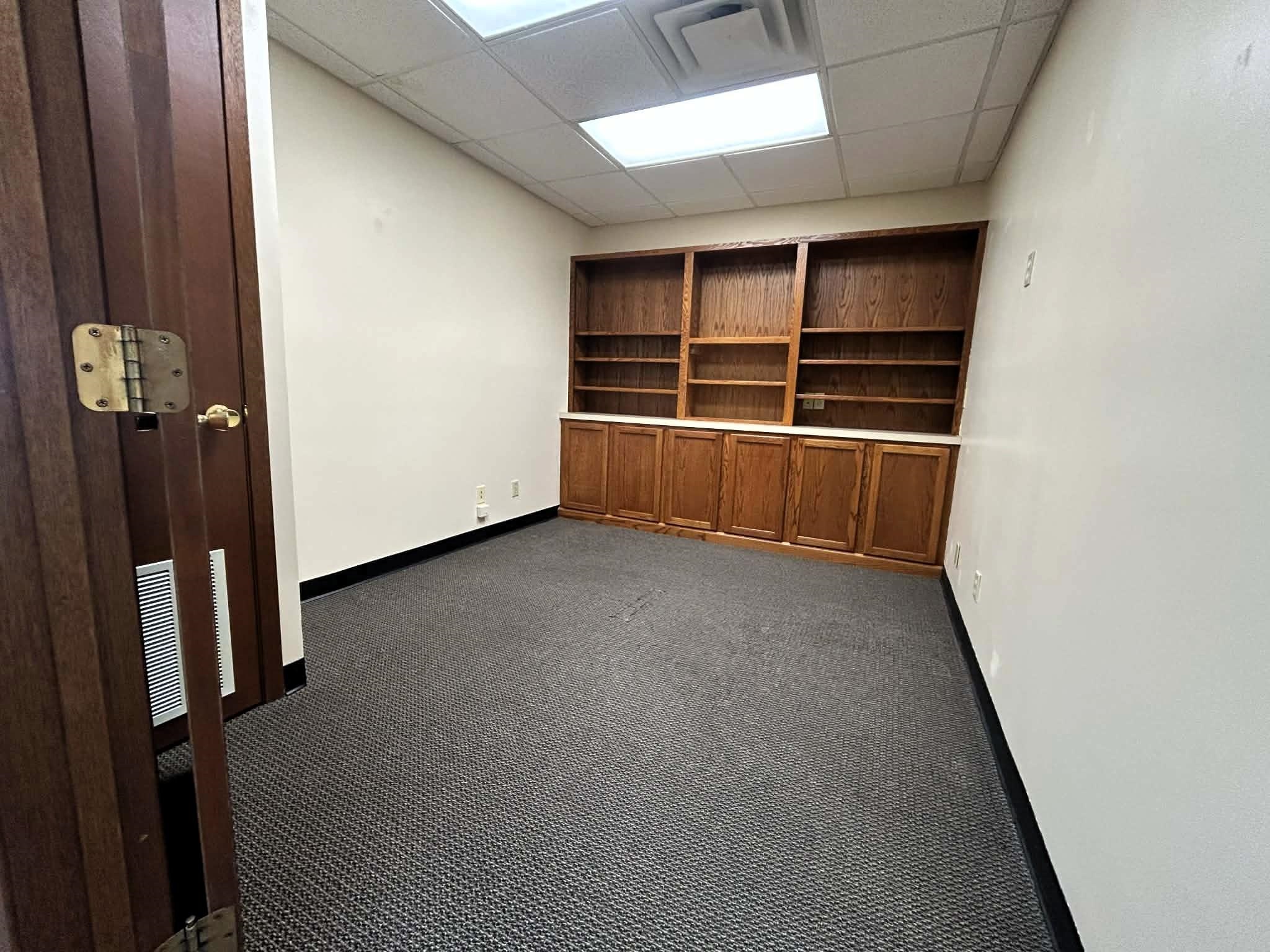222 E 9th Avenue Winfield KS 67156