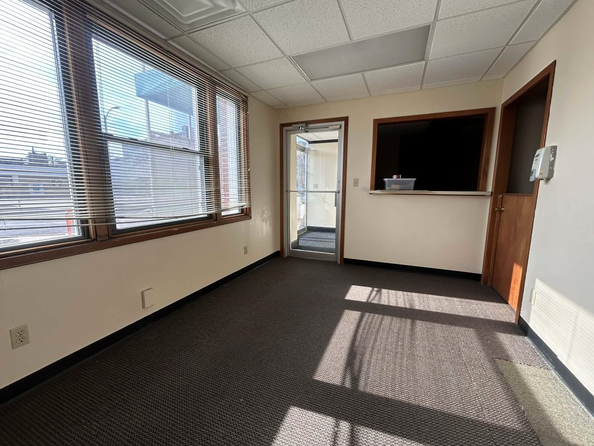 222 E 9th Avenue Winfield KS 67156