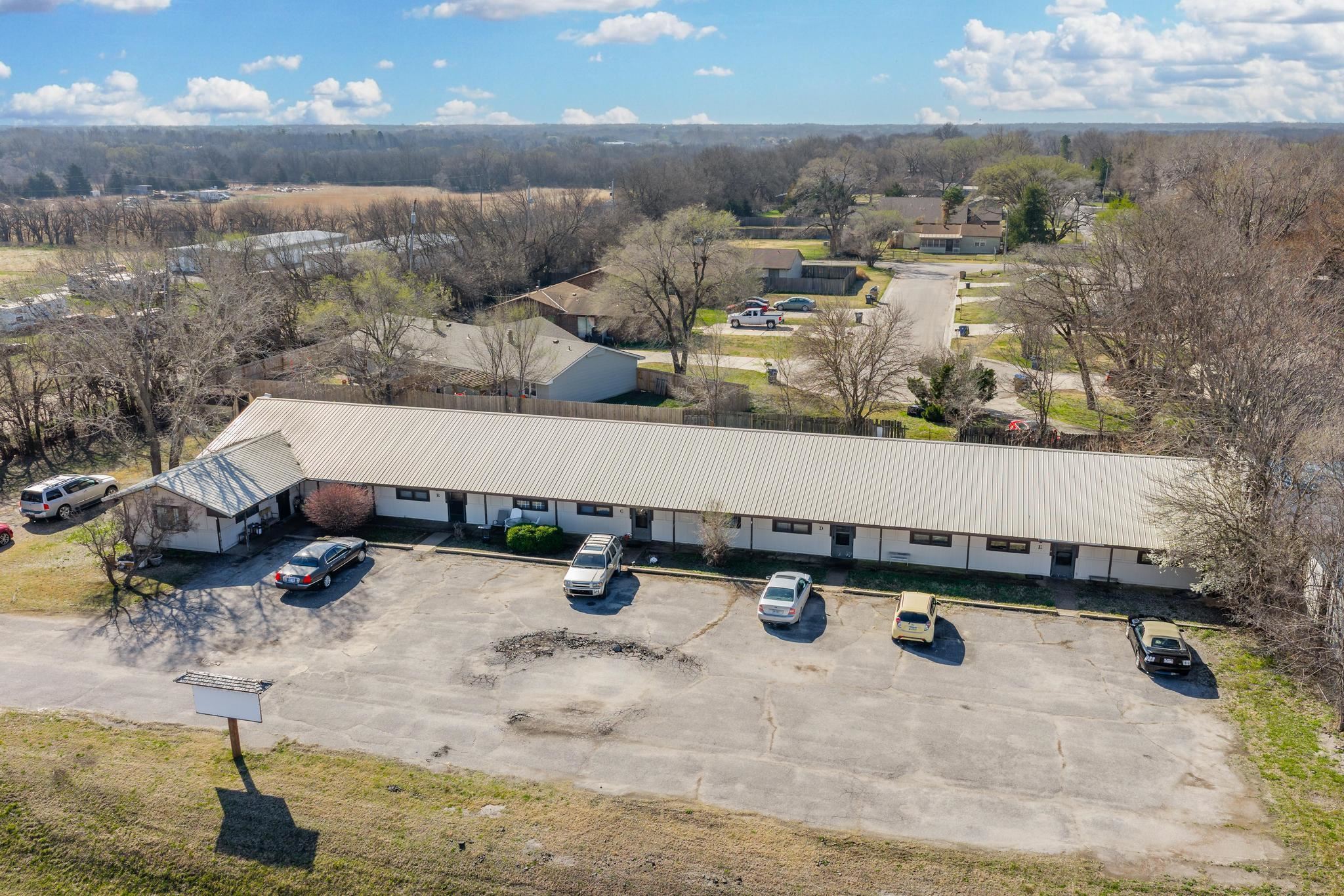 809 W Highway Andover KS 67002