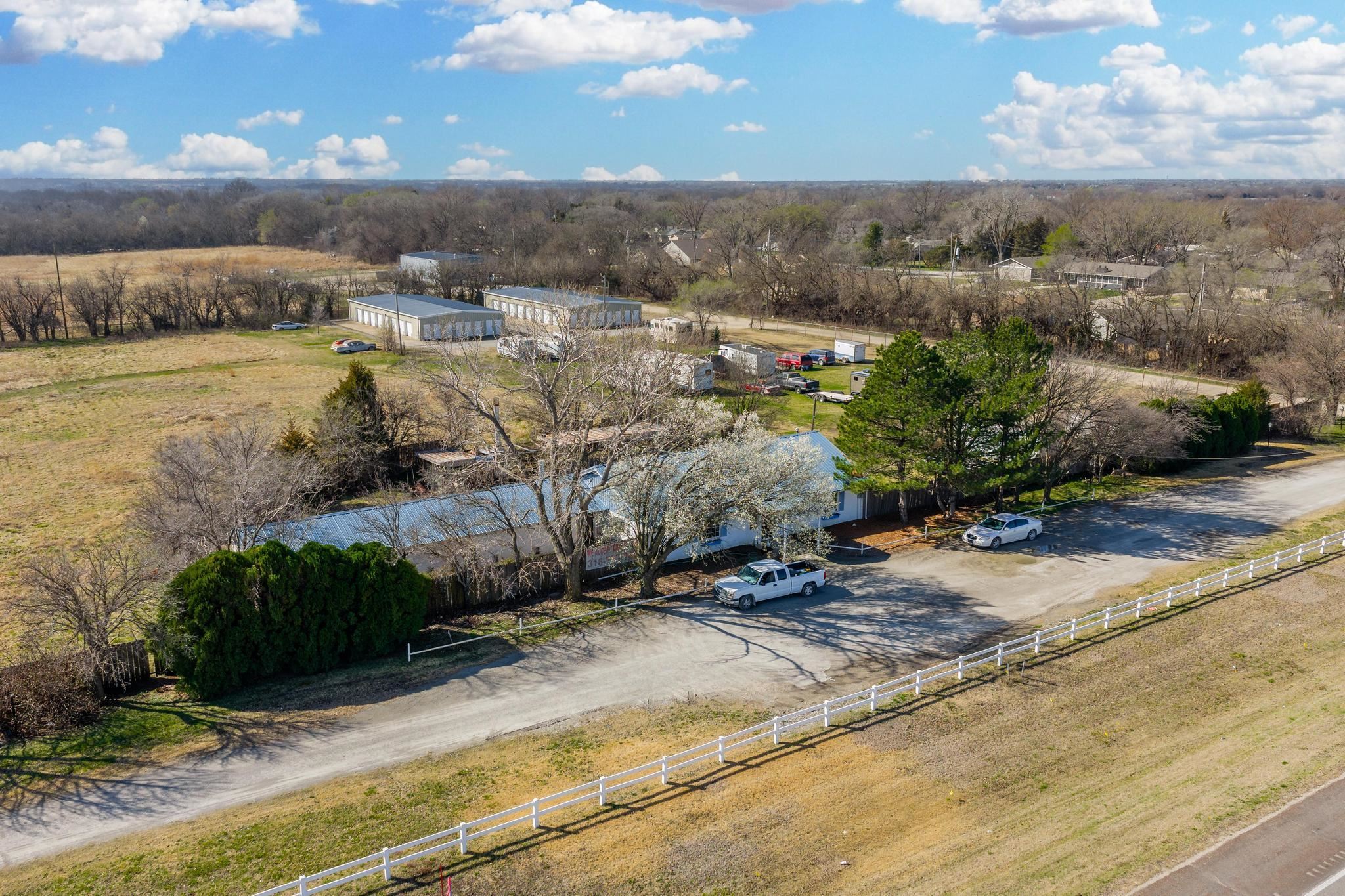 809 W Highway Andover KS 67002
