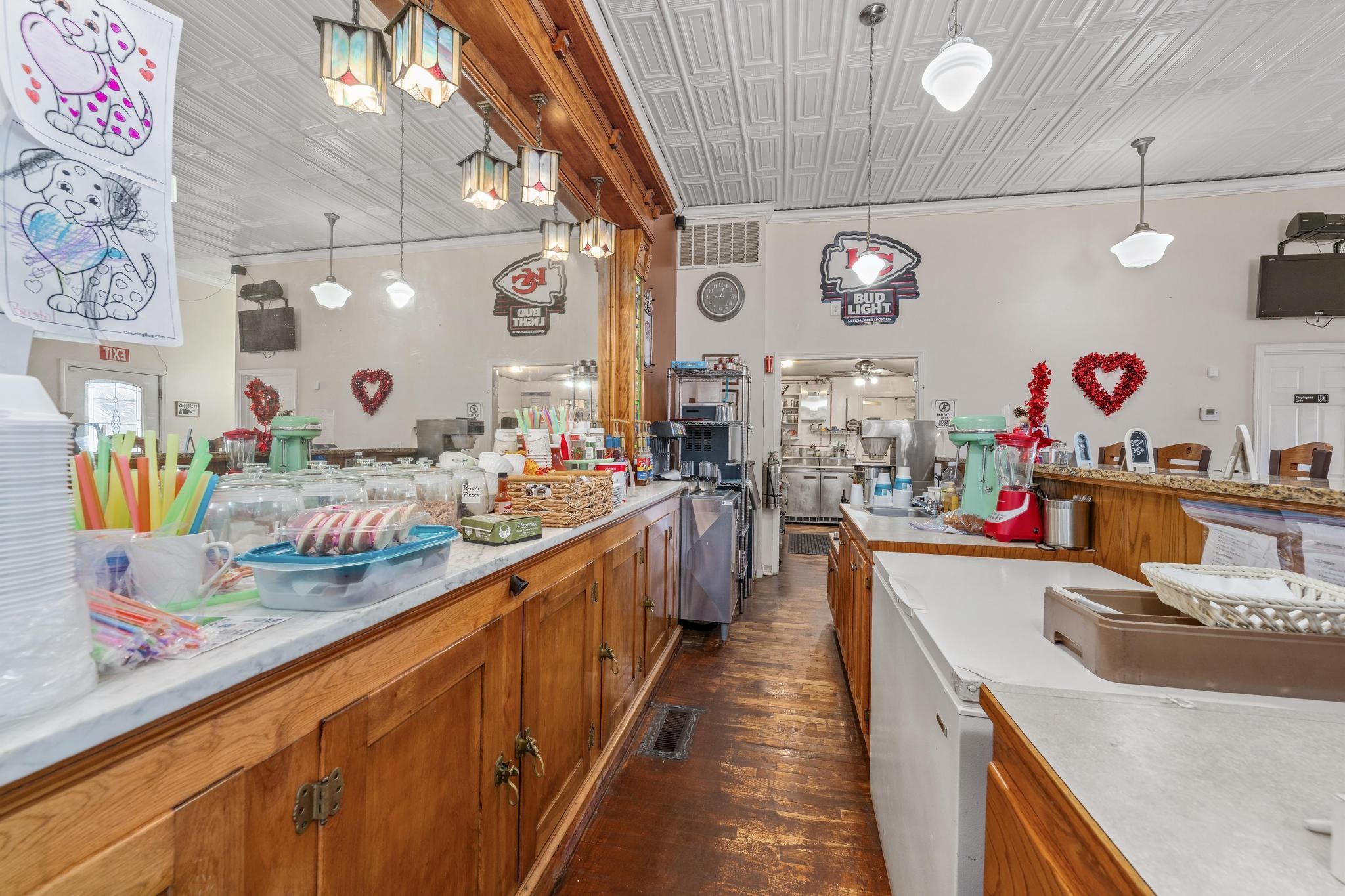 242 S Main Street Norwich KS 67118