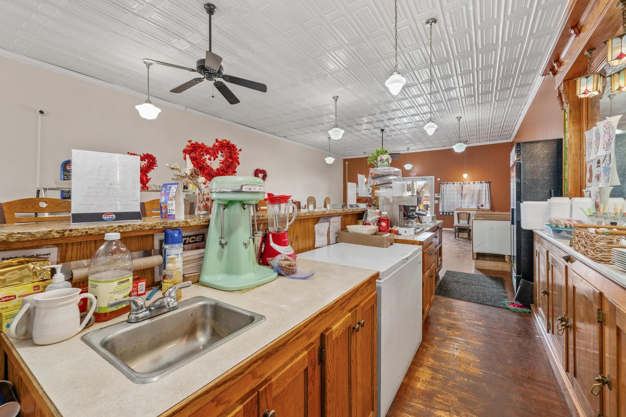 242 S Main Street Norwich KS 67118
