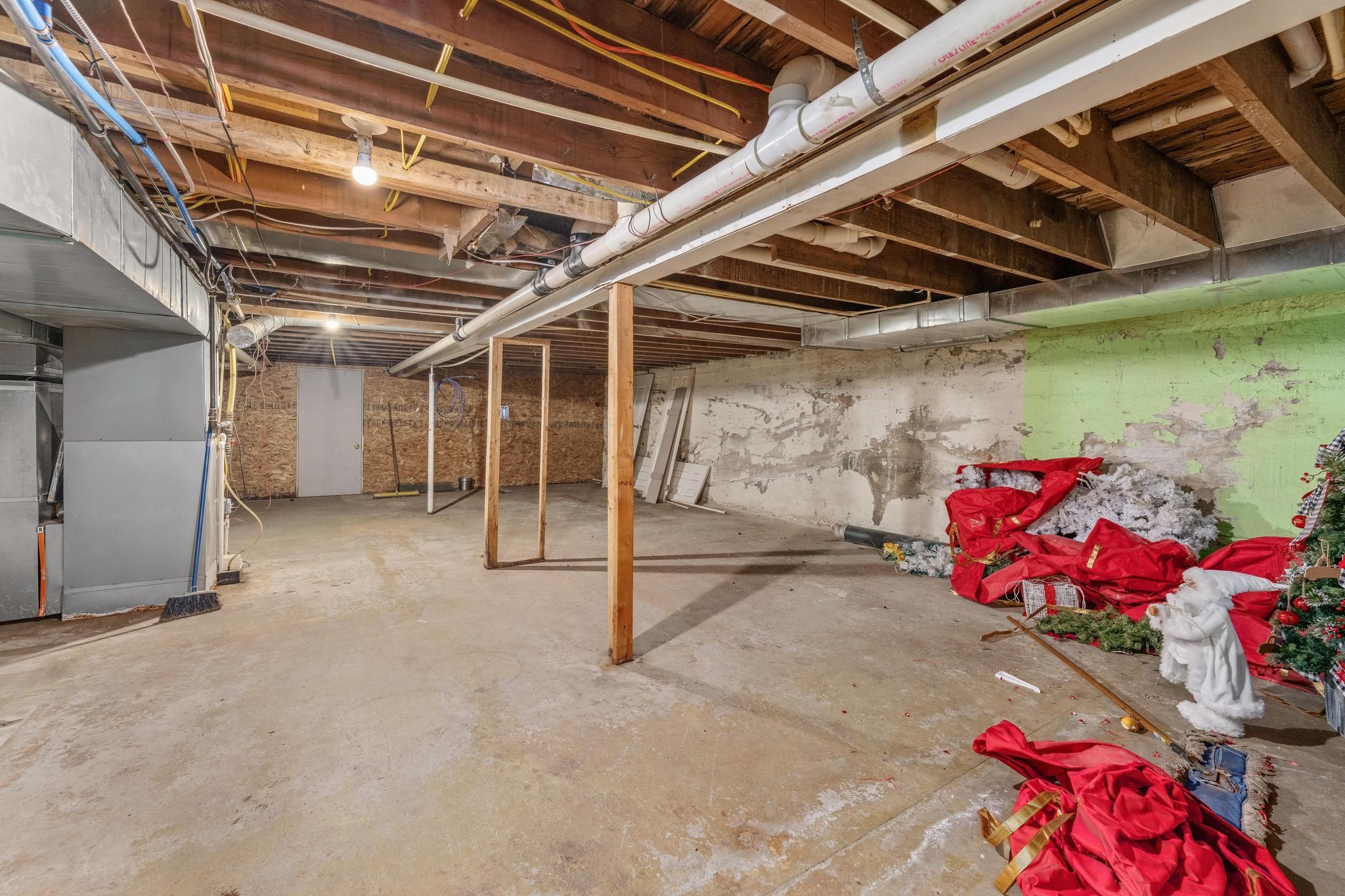 242 S Main Street Norwich KS 67118