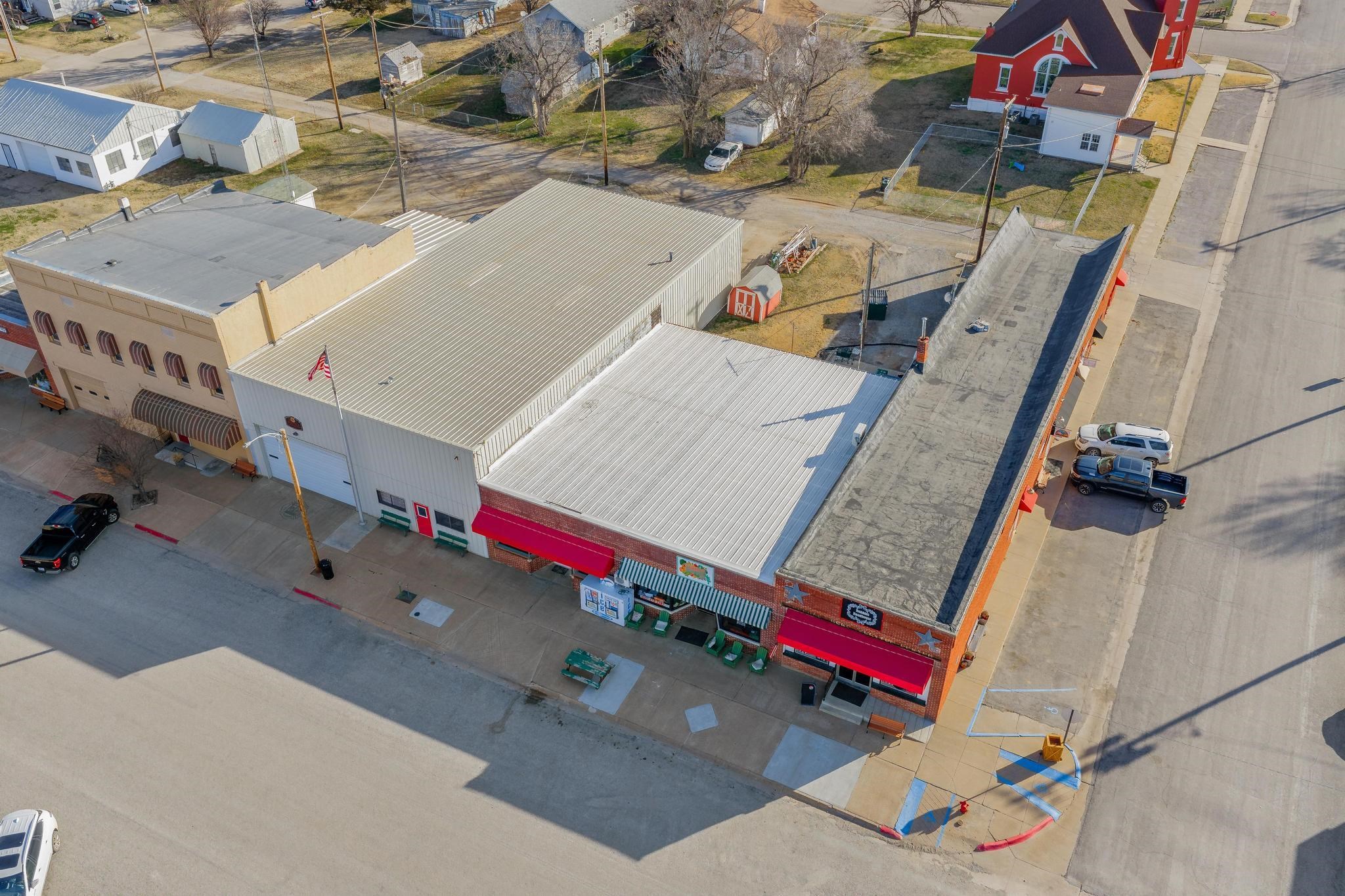 242 S Main Street Norwich KS 67118