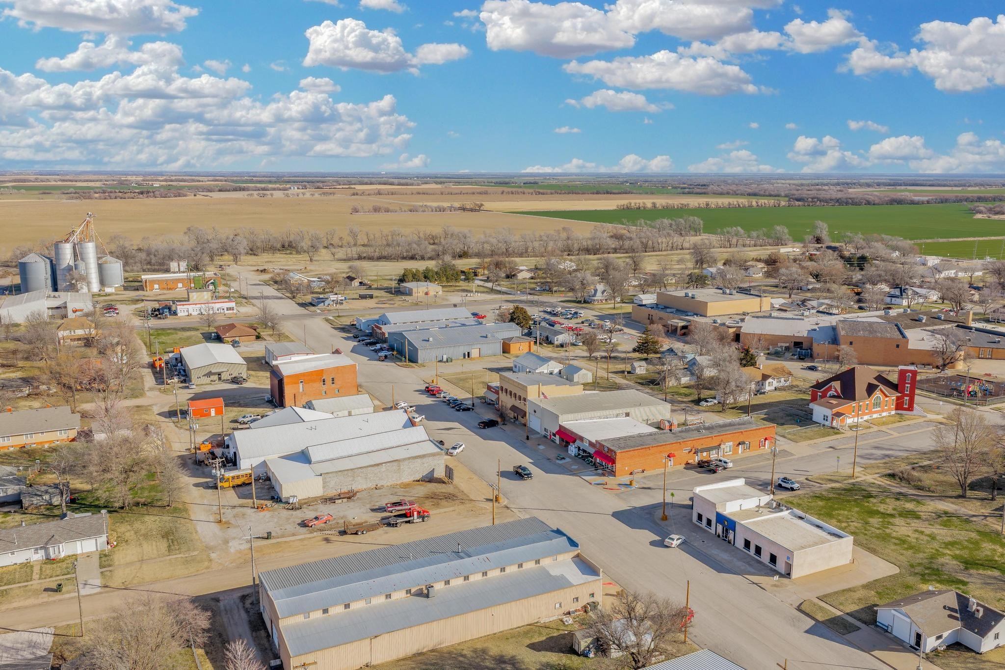 242 S Main Street Norwich KS 67118
