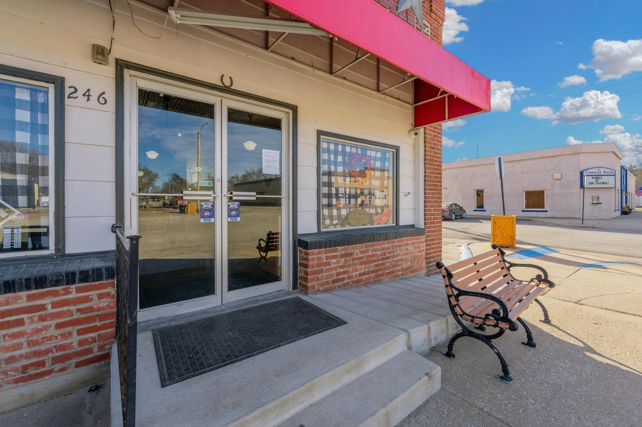 242 S Main Street Norwich KS 67118