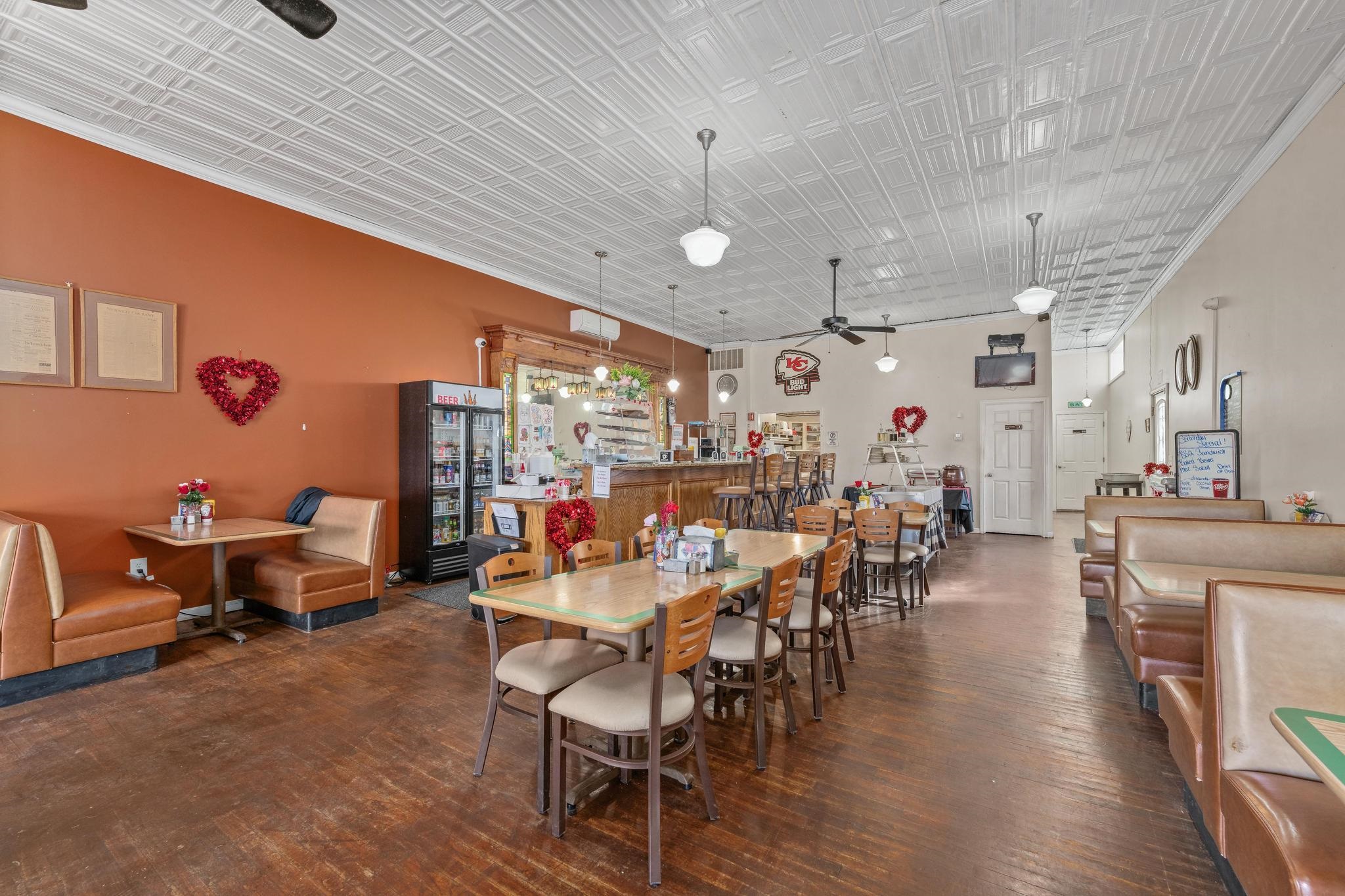 242 S Main Street Norwich KS 67118