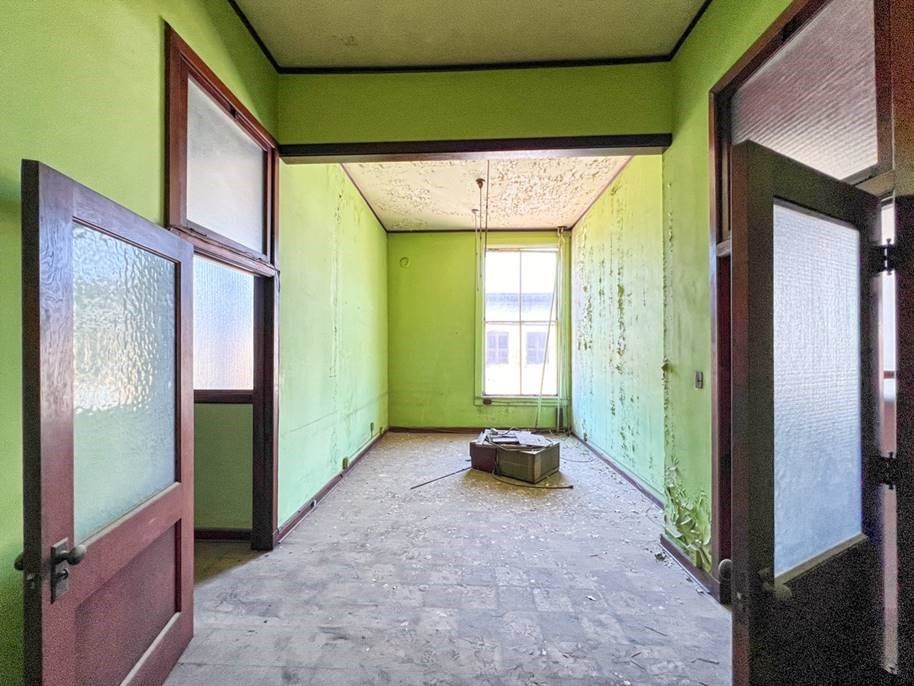 201 E 9th Avenue Winfield KS 67156