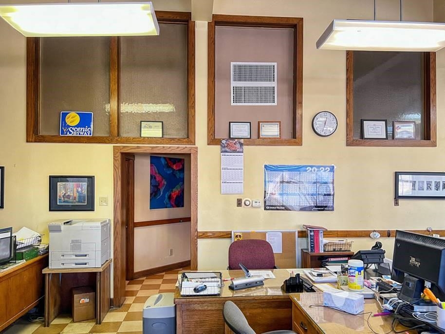 201 E 9th Avenue Winfield KS 67156