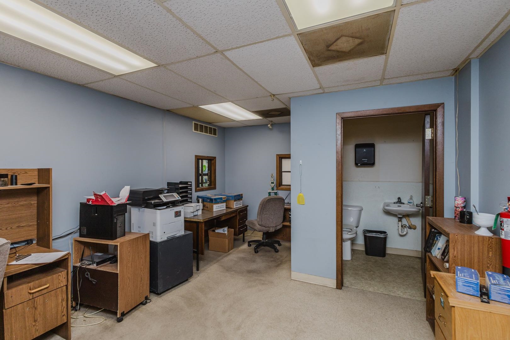 2555 N Market St & Additional Lots Wichita KS 67219