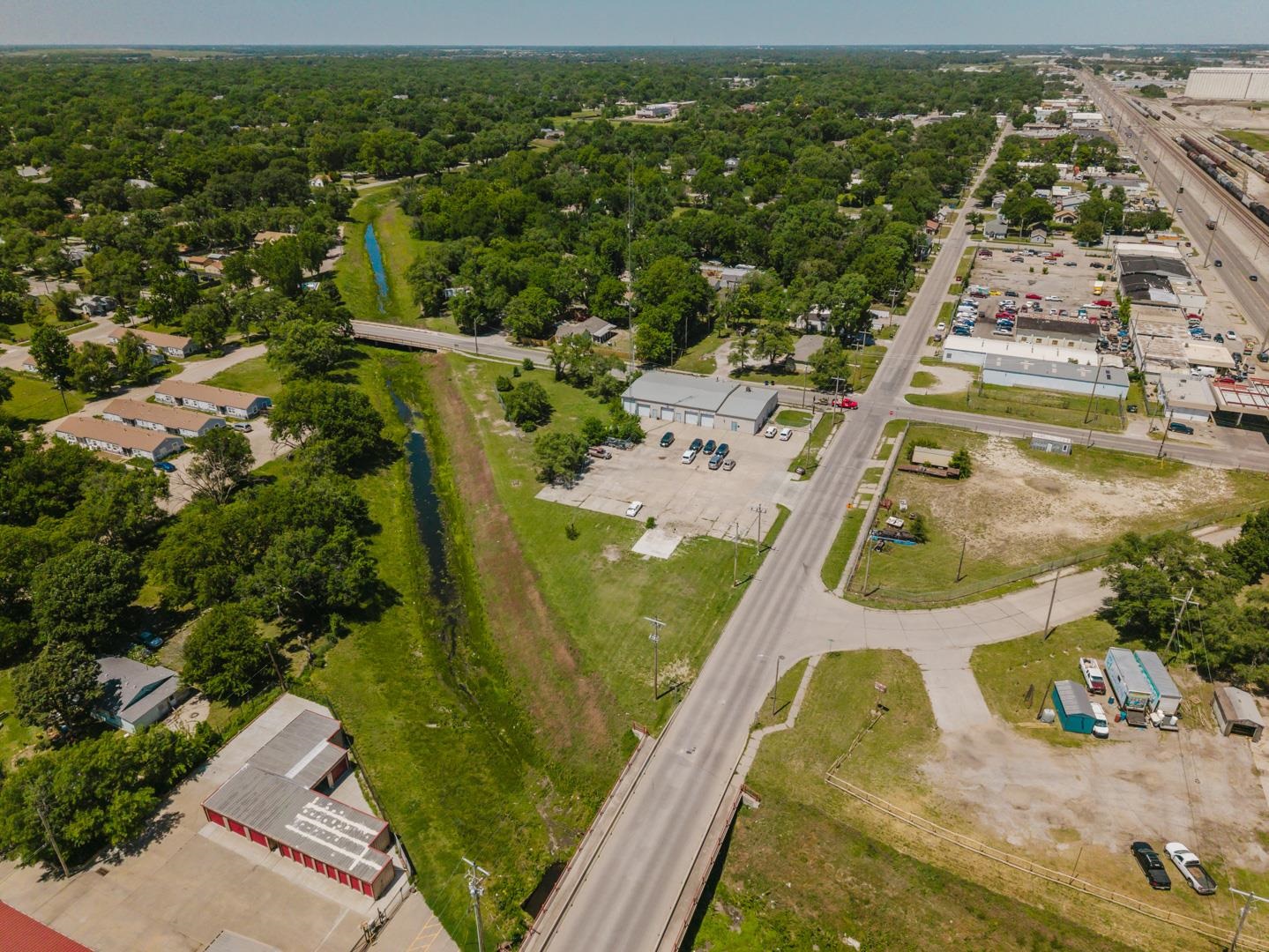 2555 N Market St & Additional Lots Wichita KS 67219