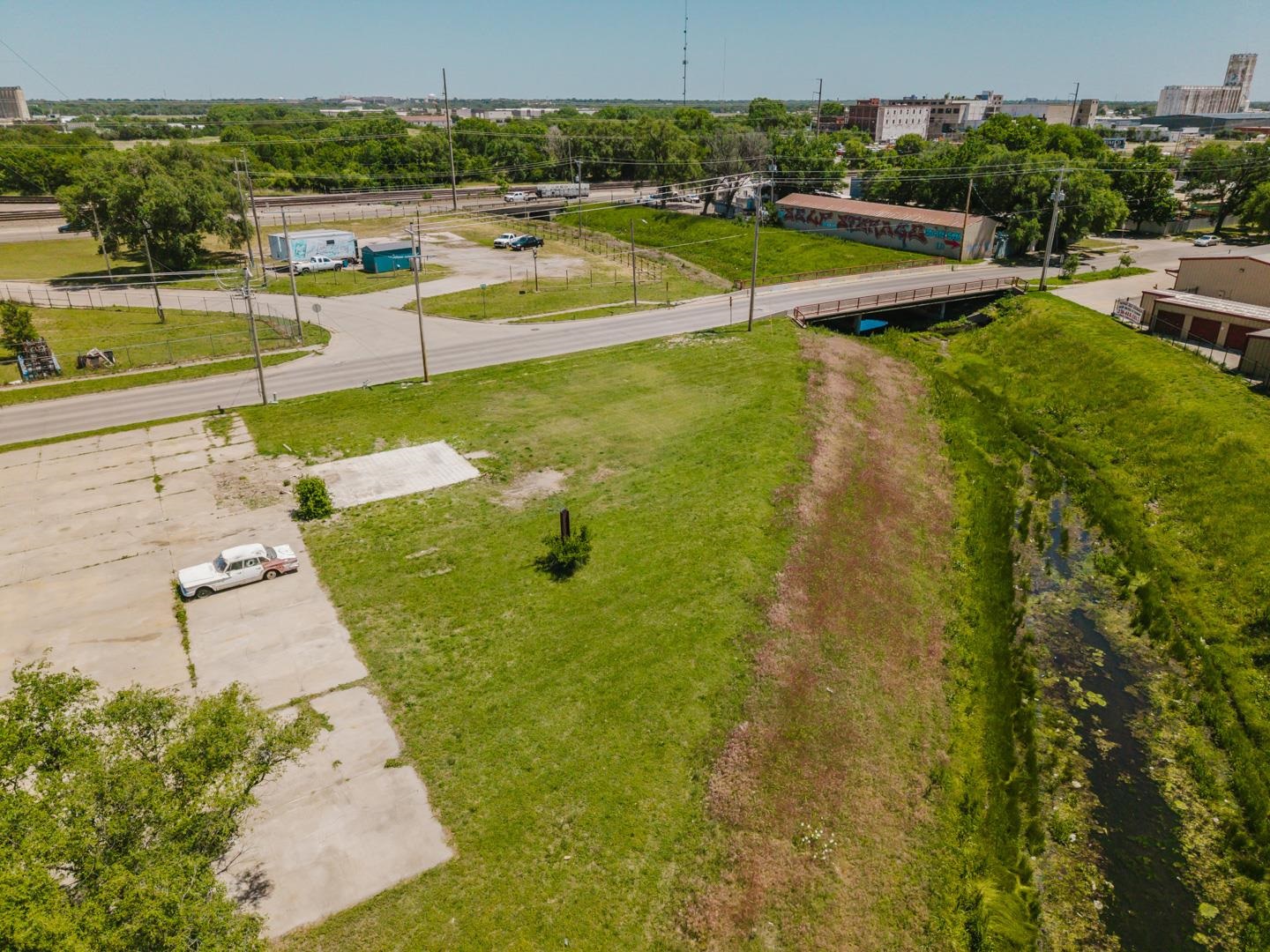 2555 N Market St & Additional Lots Wichita KS 67219