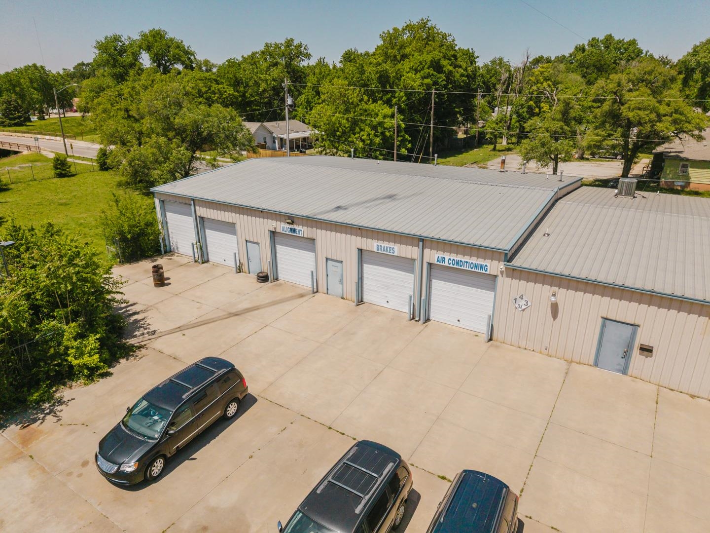 2555 N Market St & Additional Lots Wichita KS 67219