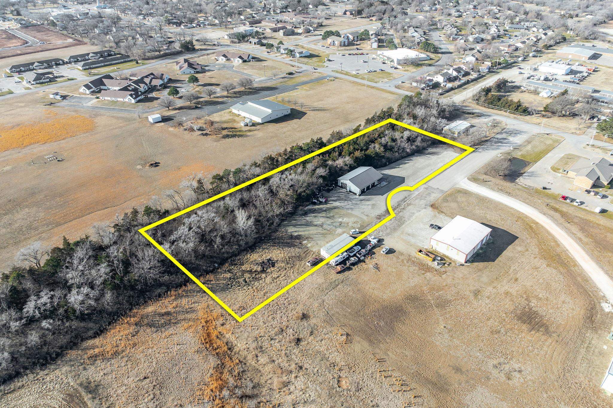 839 E Commercial Street Clearwater KS 67026