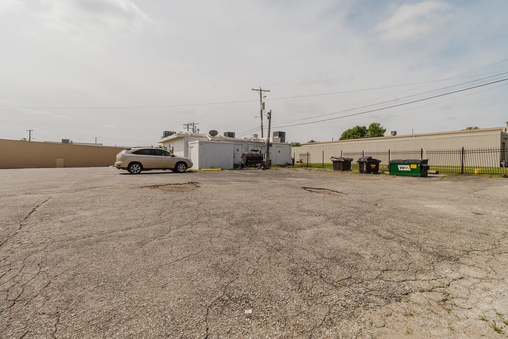 4834 E Lincoln Wichita KS 67218