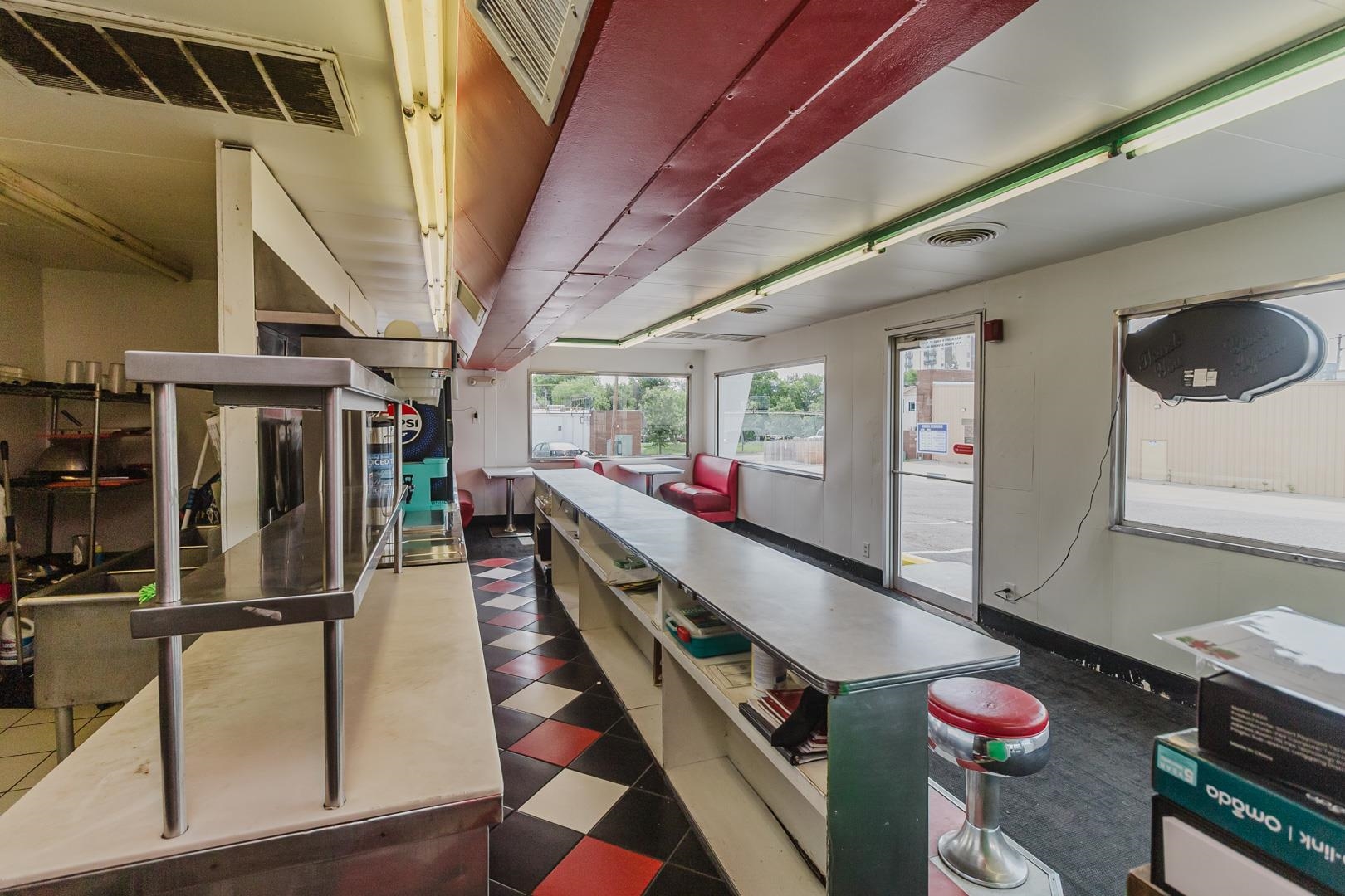 4834 E Lincoln Wichita KS 67218