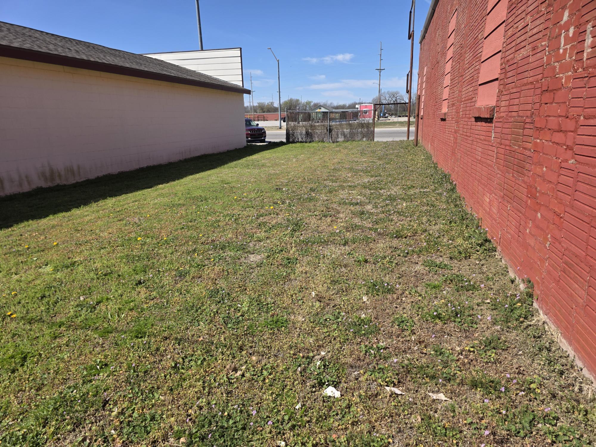 408 Main Street Winfield KS 67156