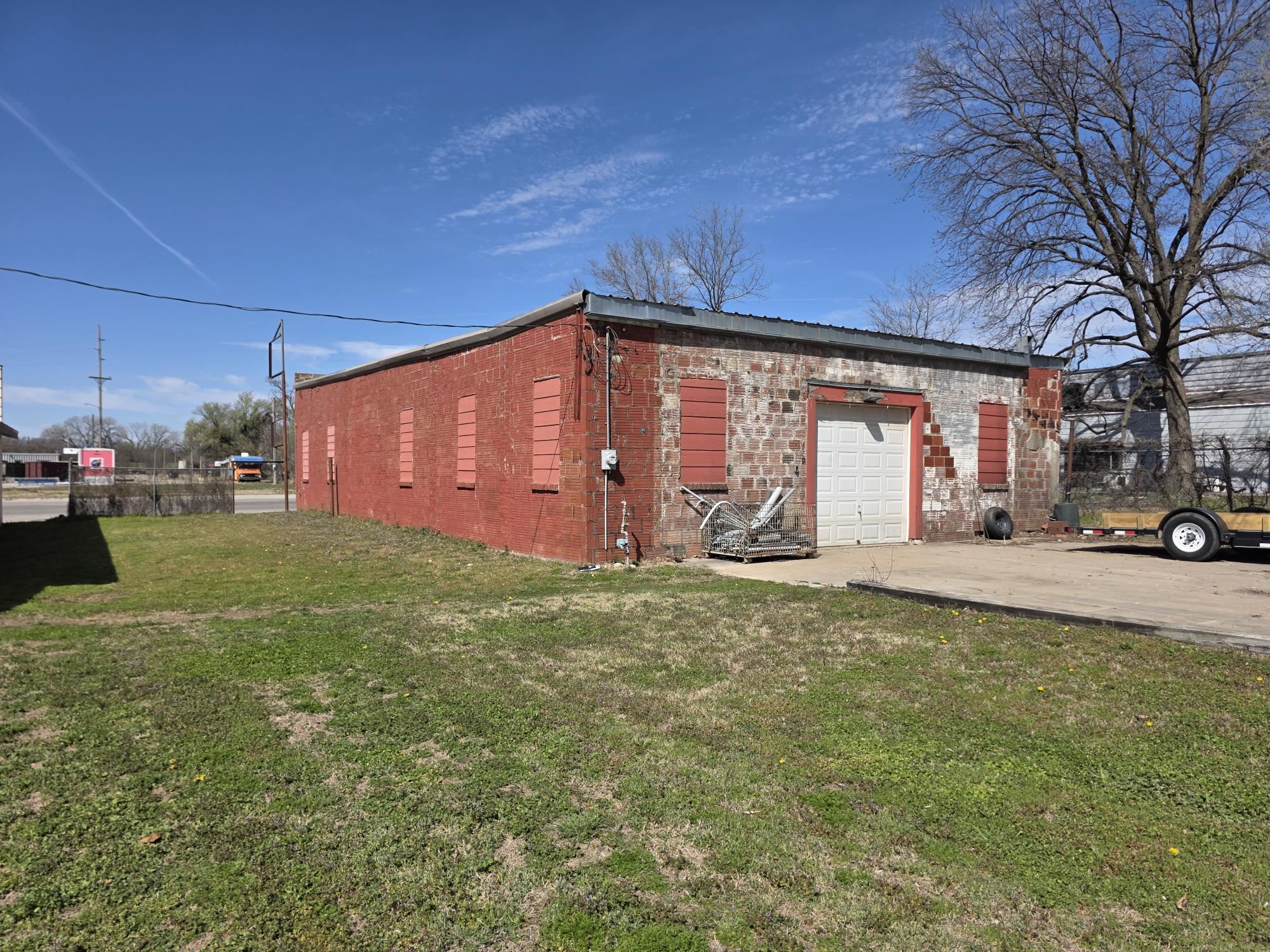 408 Main Street Winfield KS 67156