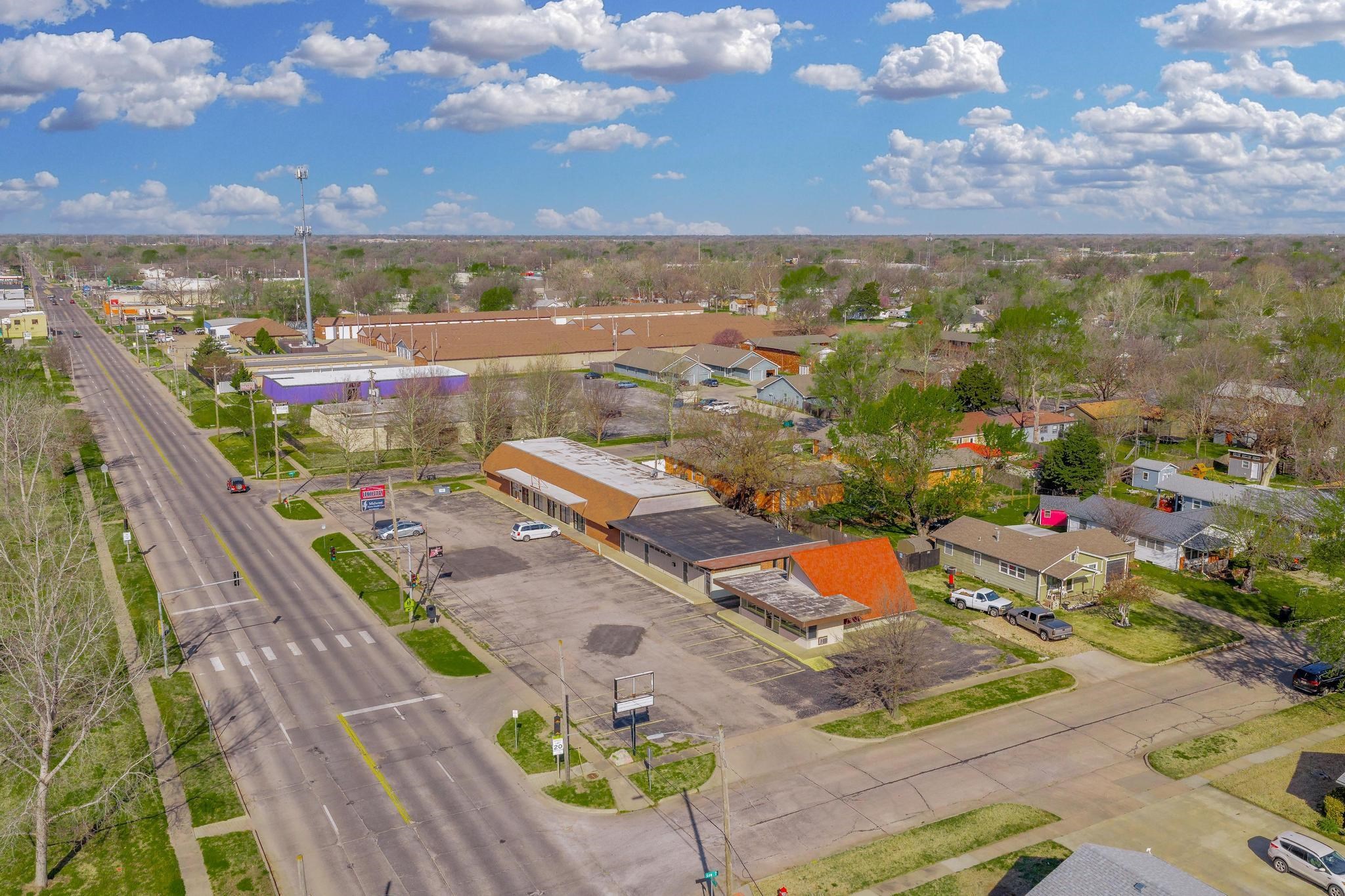 3312 W Douglas Wichita KS 67206