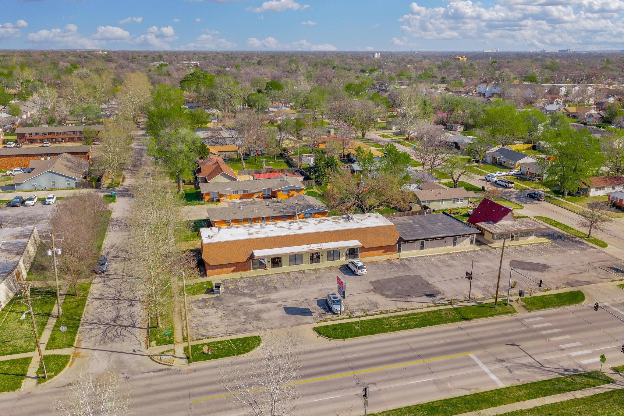 3312 W Douglas Wichita KS 67206