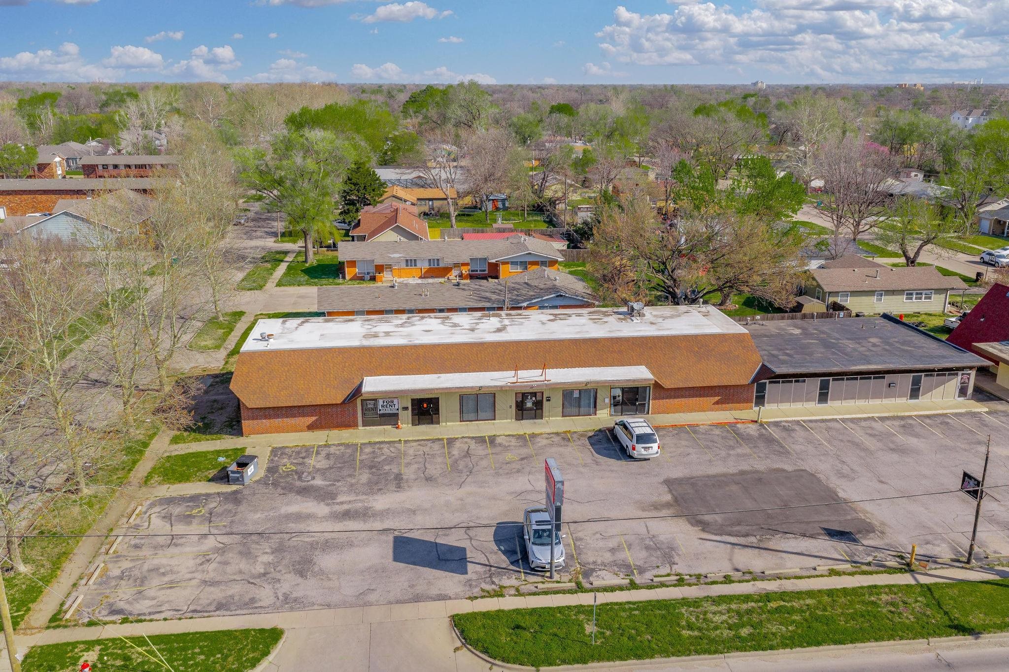 3312 W Douglas Wichita KS 67206