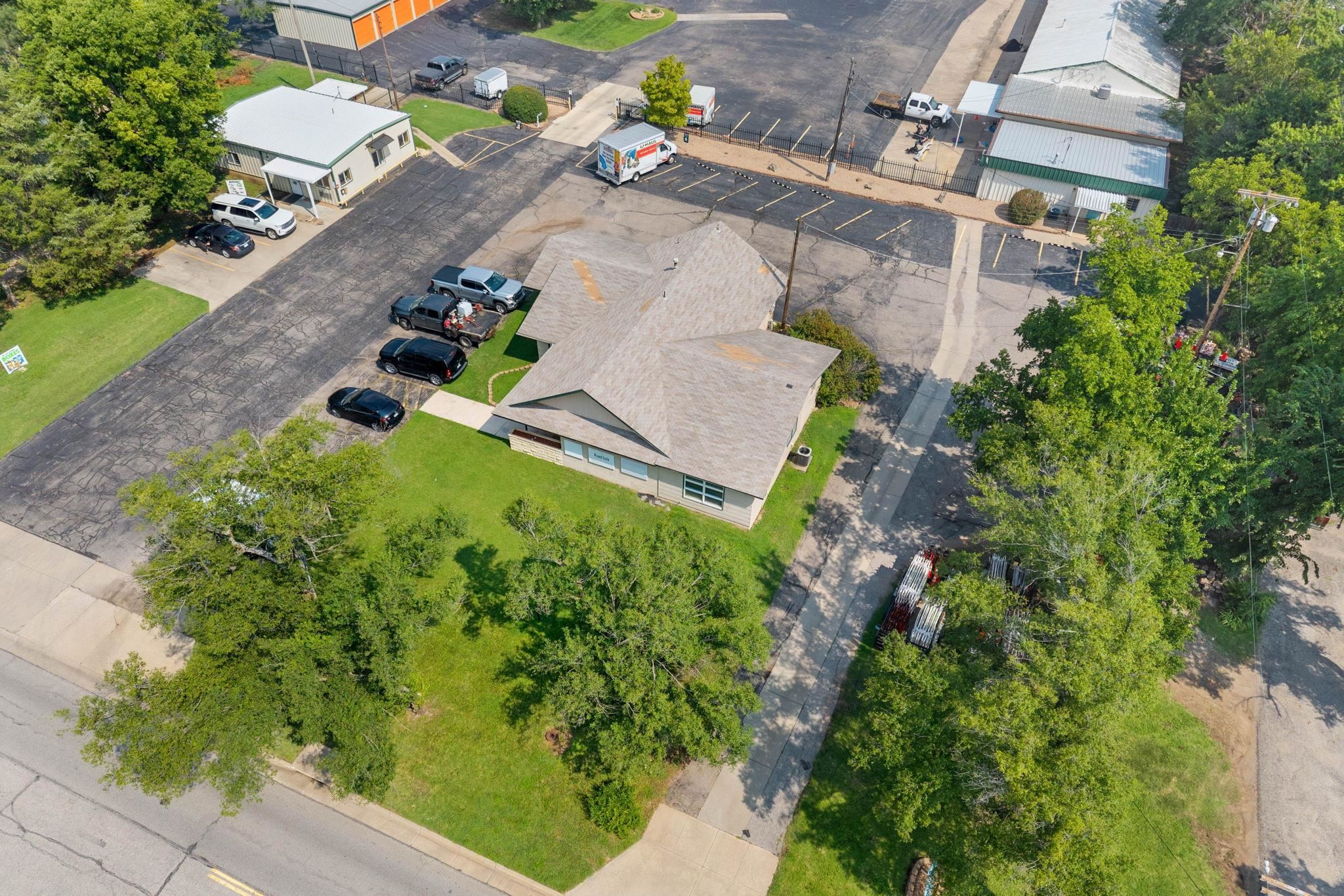 1224 W 6th Avenue El Dorado KS 67042