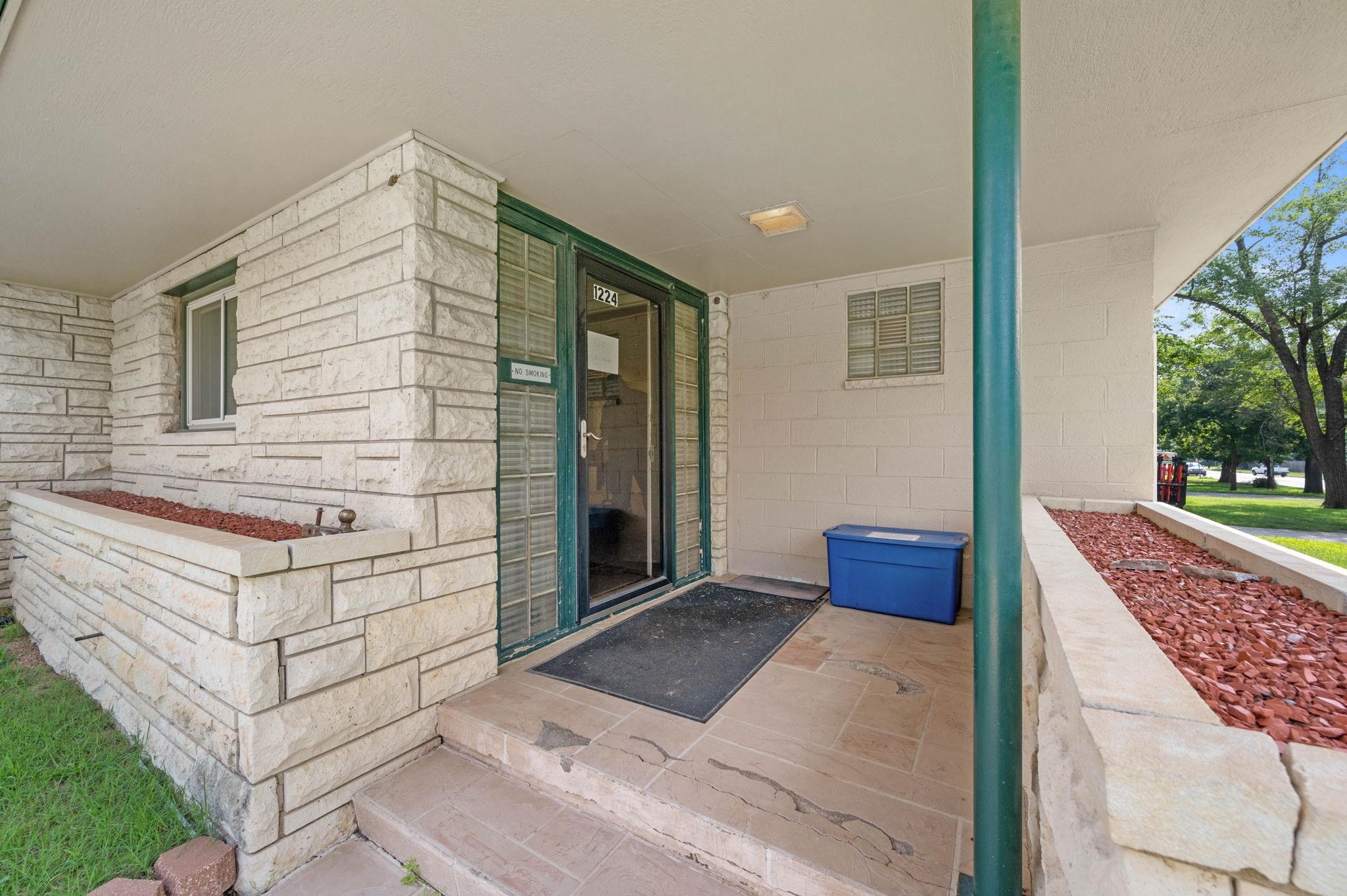 1224 W 6th Avenue El Dorado KS 67042