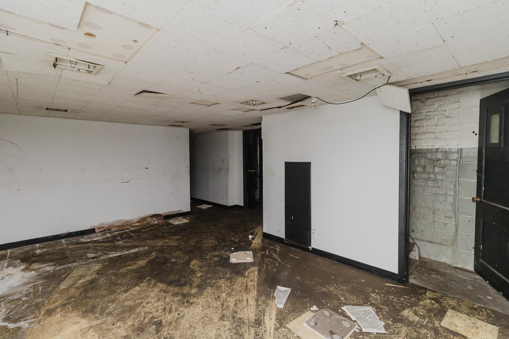 470 N Seneca Wichita KS 67203