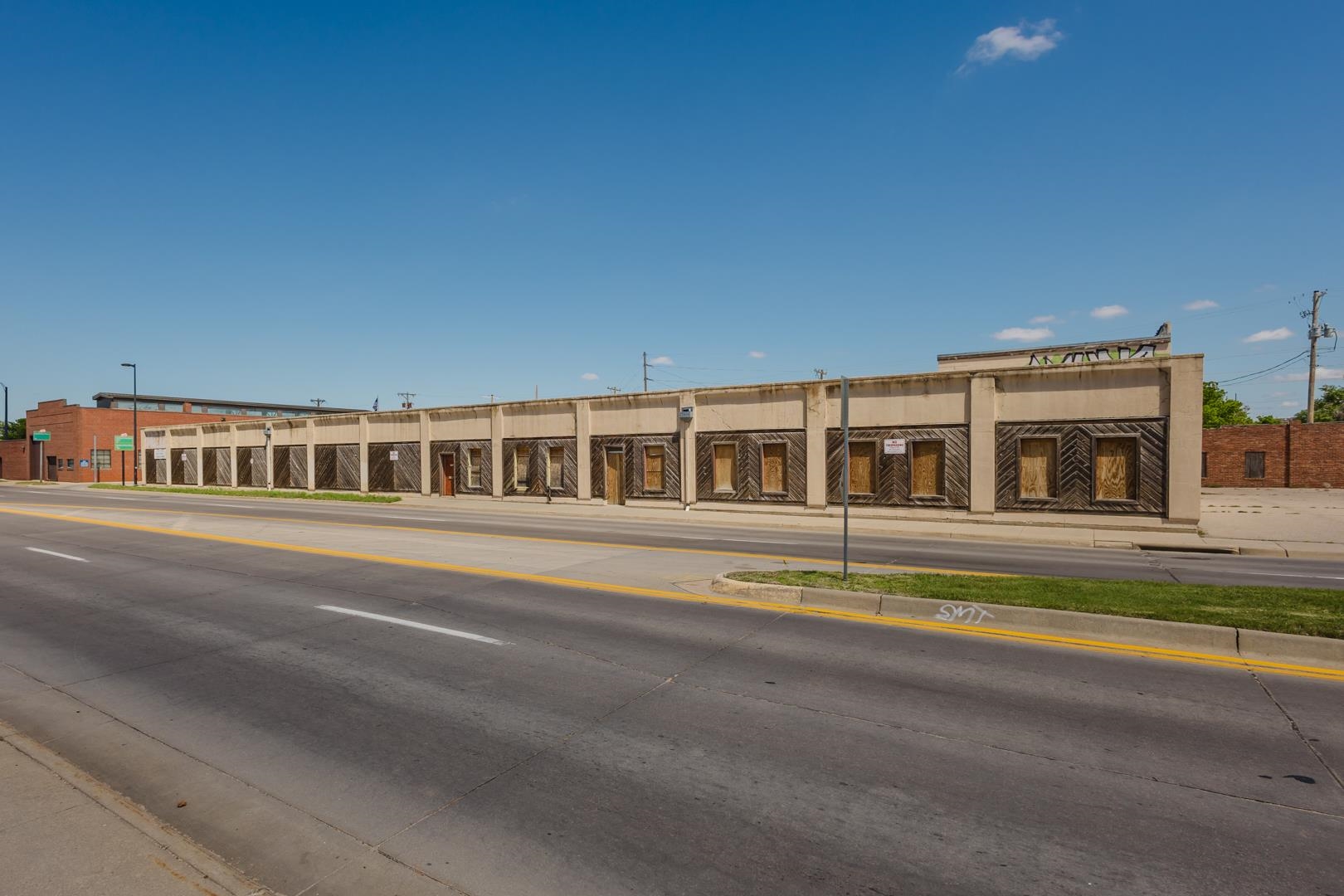 470 N Seneca Wichita KS 67203